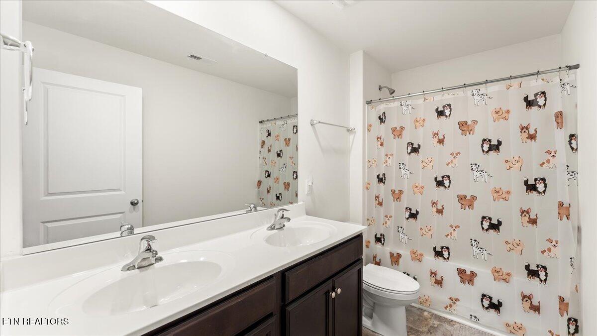 240 Summer Glenn Lane Loudon TN 37774