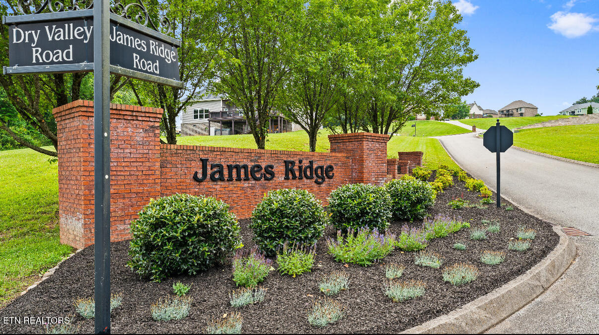 240 Summer Glenn Lane Loudon TN 37774