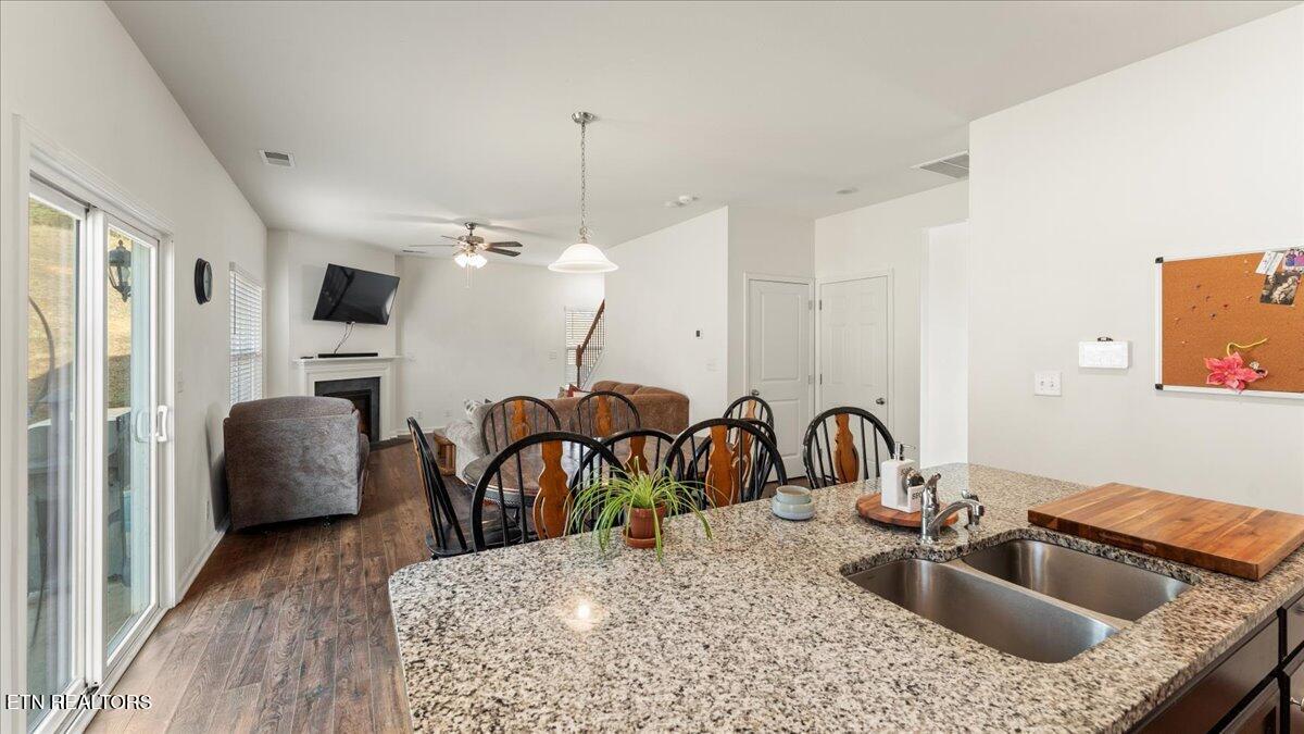 240 Summer Glenn Lane Loudon TN 37774