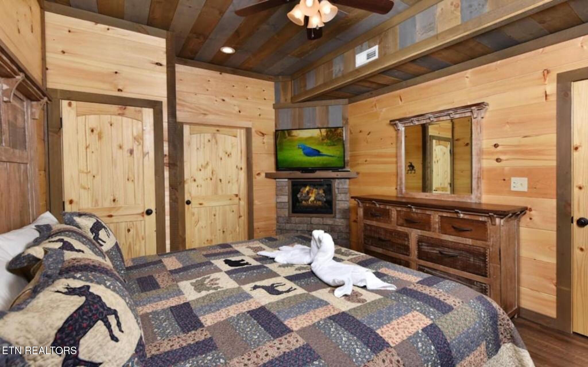244 Stone Fence Lane Gatlinburg TN 37738
