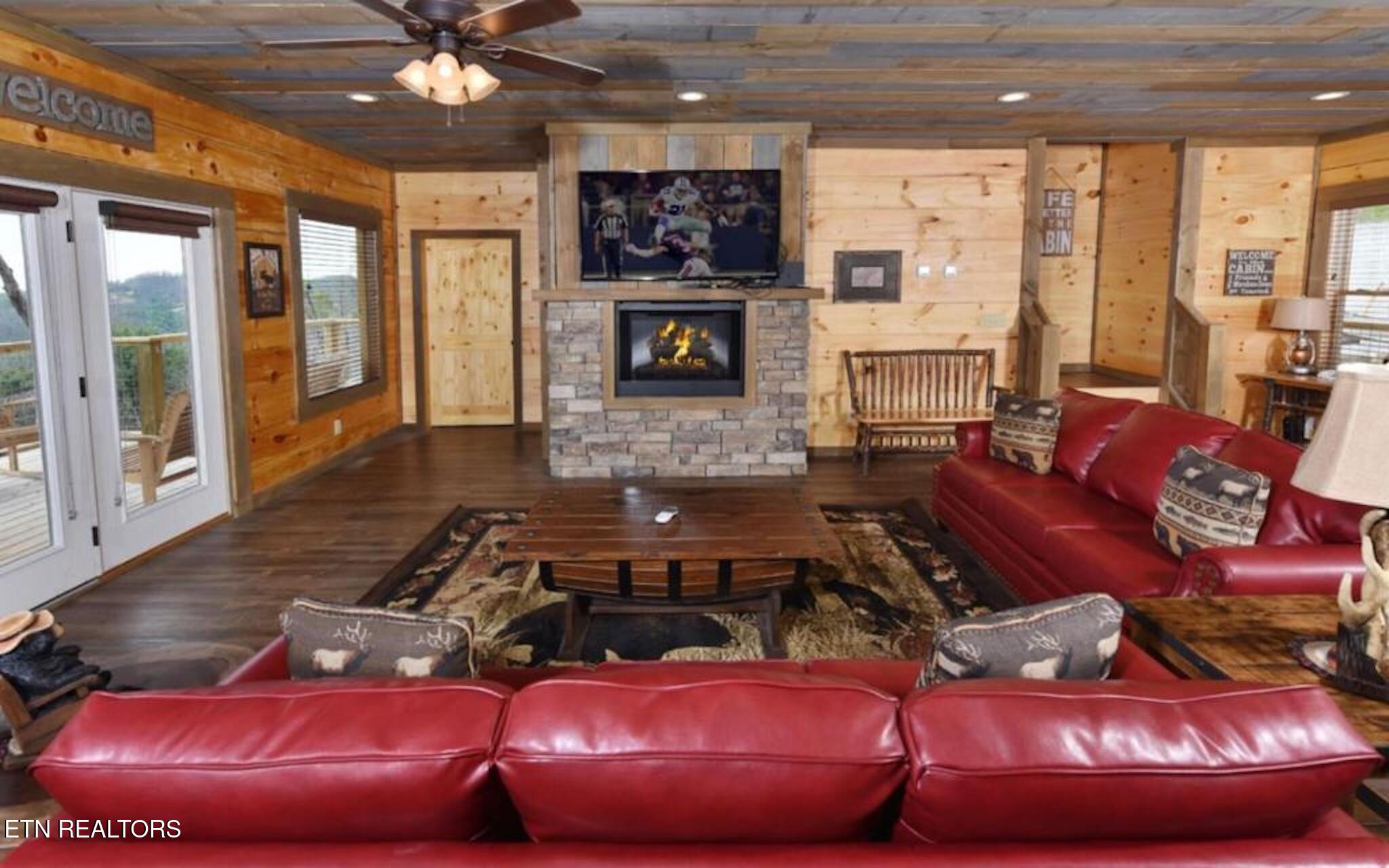 244 Stone Fence Lane Gatlinburg TN 37738