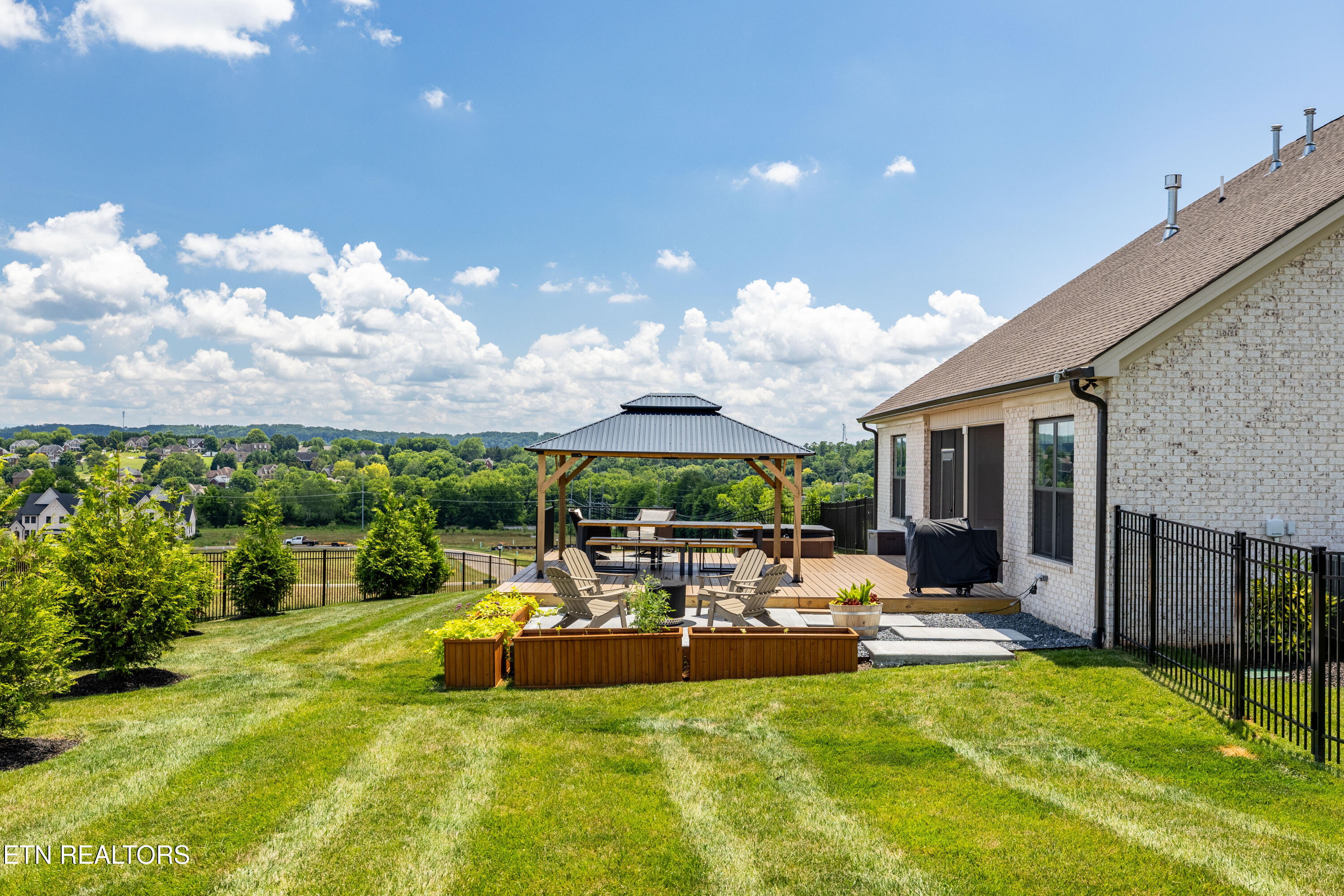 934 Sweatleaf Lane Knoxville TN 37934