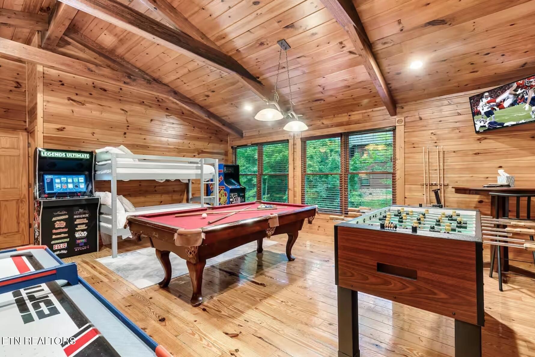 646 Gatlinburg Falls Way Gatlinburg TN 37738