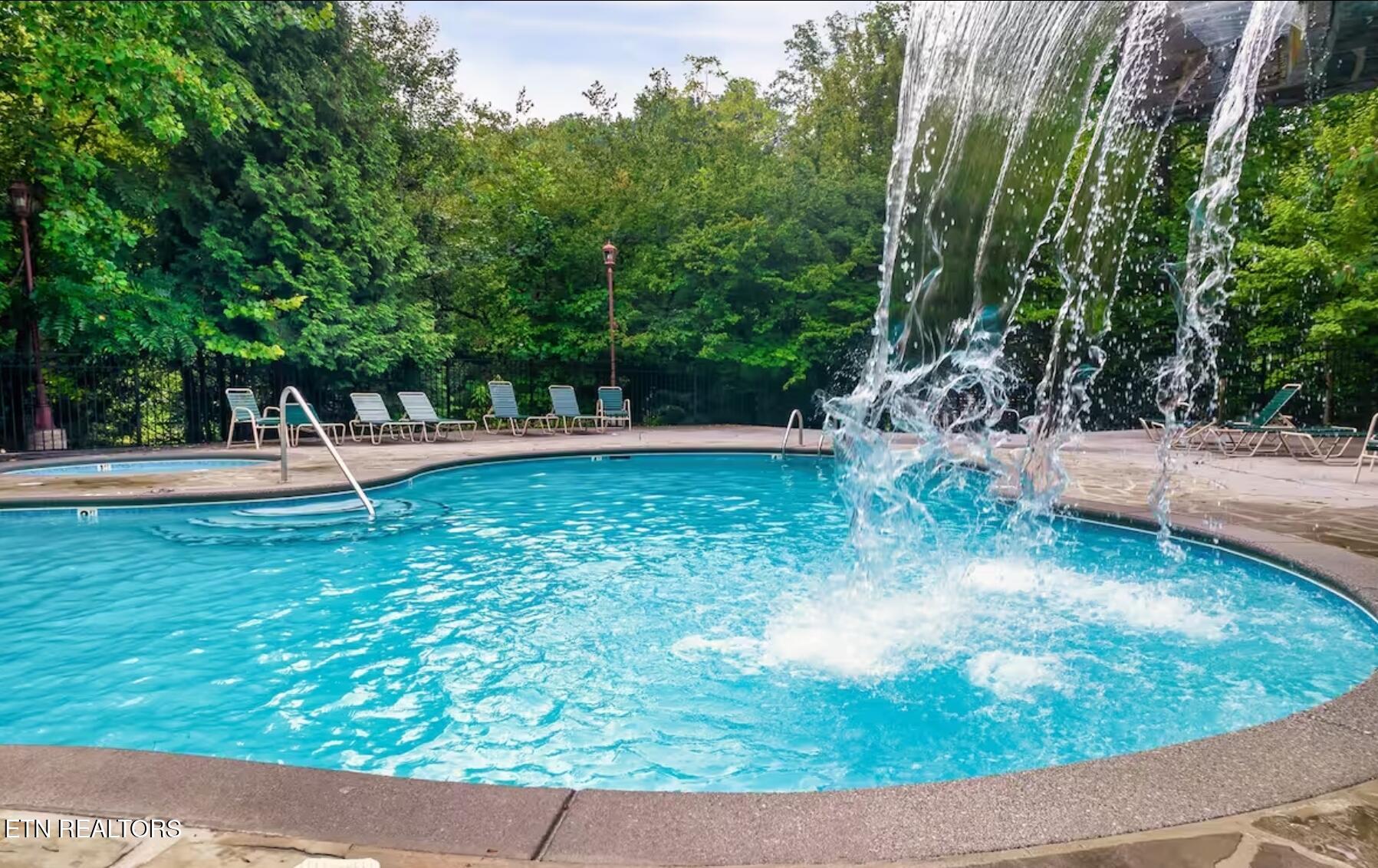 646 Gatlinburg Falls Way Gatlinburg TN 37738