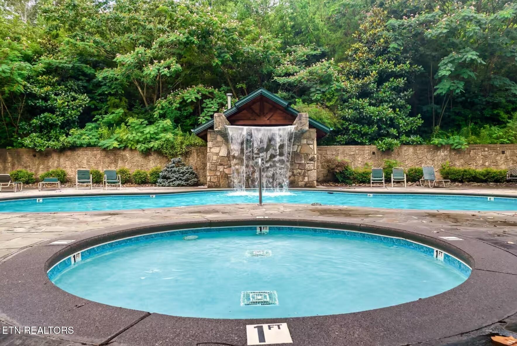 646 Gatlinburg Falls Way Gatlinburg TN 37738