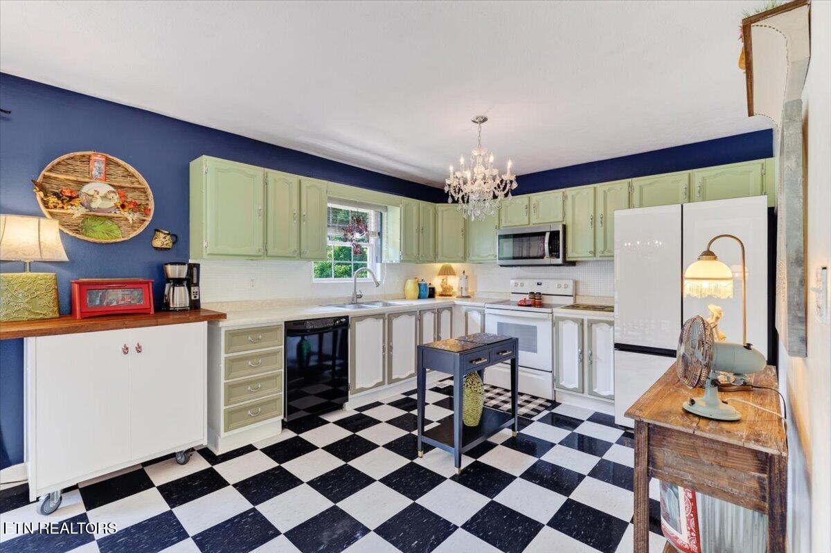 176 Bostie Maire Lane Clinton TN 37716