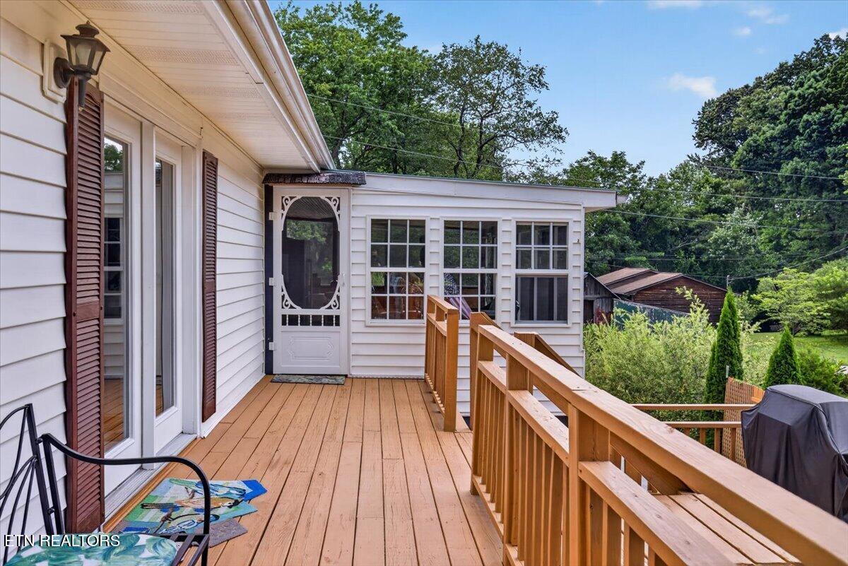 176 Bostie Maire Lane Clinton TN 37716