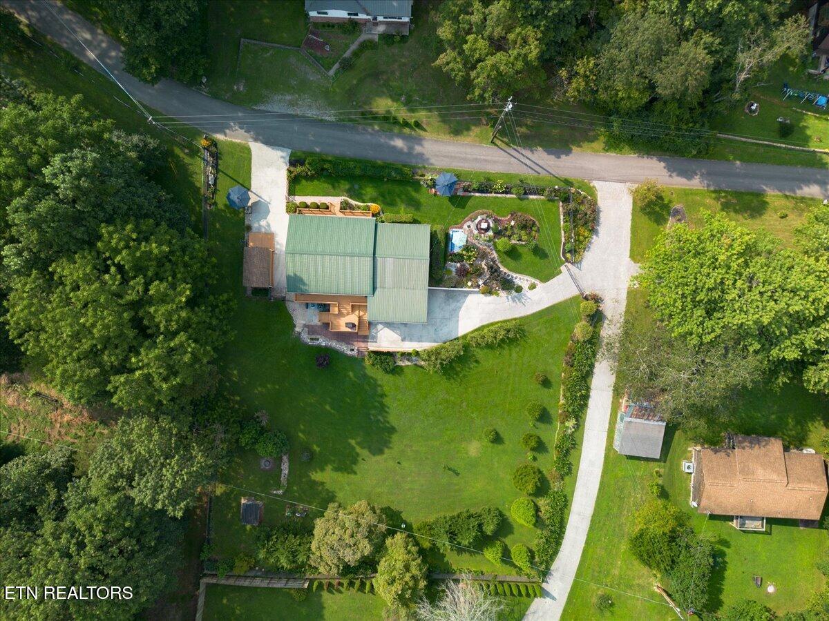 176 Bostie Maire Lane Clinton TN 37716