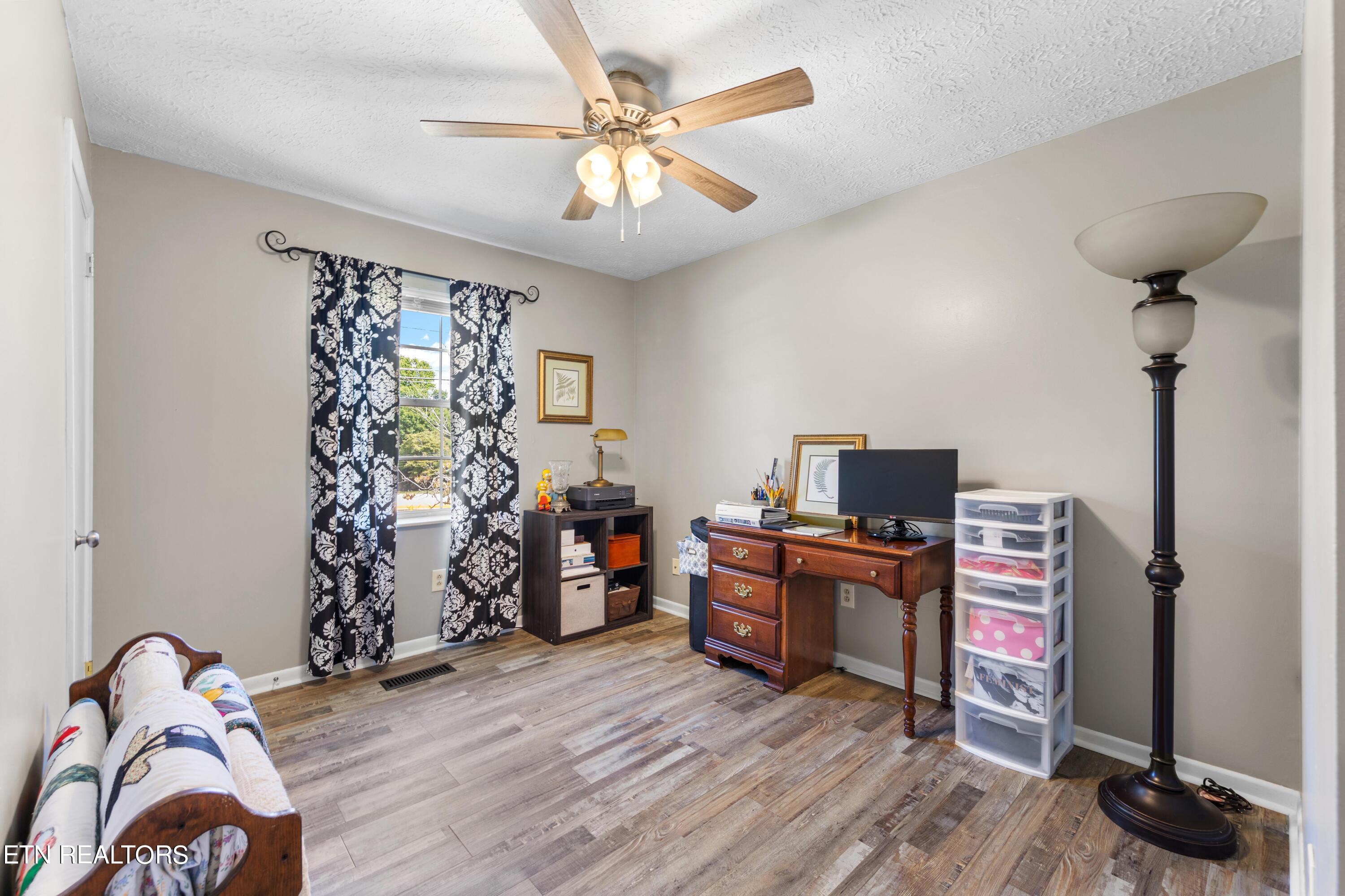 5816 NW Wooded Acres Drive Knoxville TN 37921