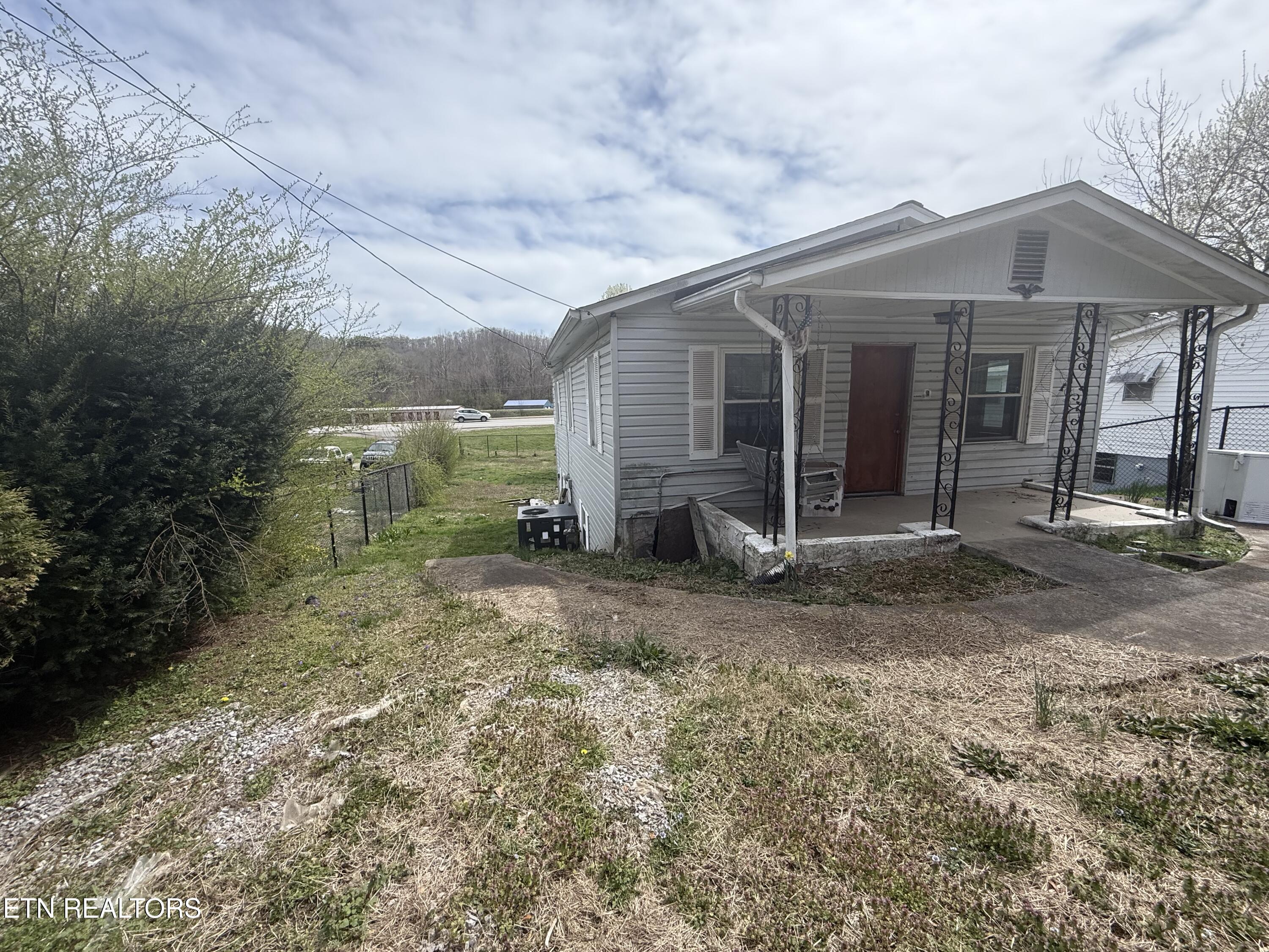 411 Hen Valley Road Oliver Springs TN 37840