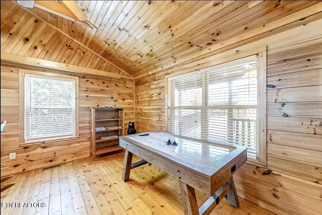 1960 Oakmont Drive Sevierville TN 37876