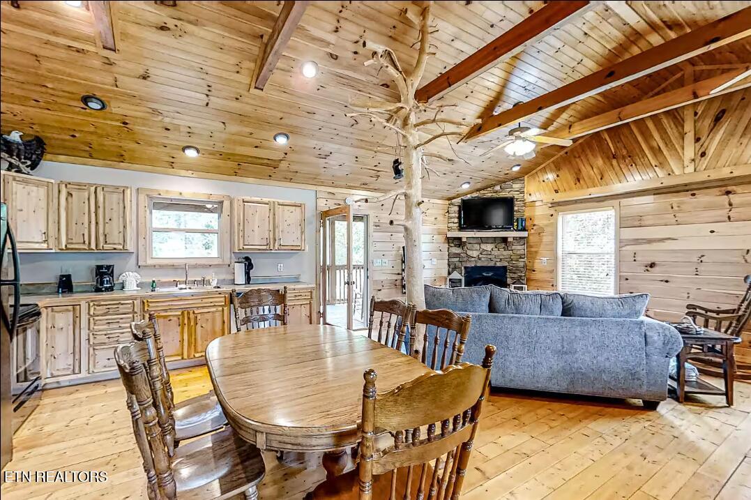 1960 Oakmont Drive Sevierville TN 37876