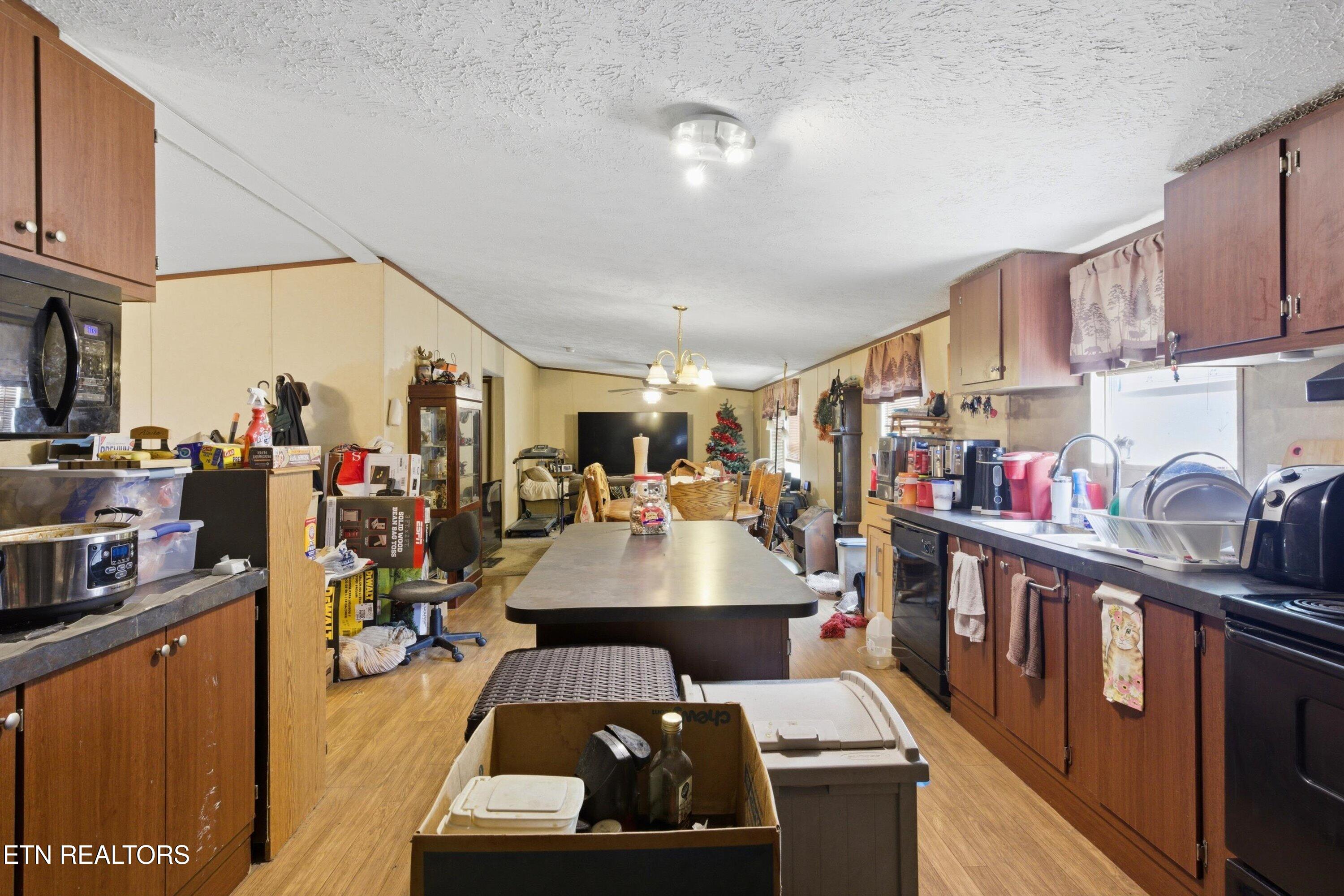 2124 Rainwater Road Dandridge TN 37725