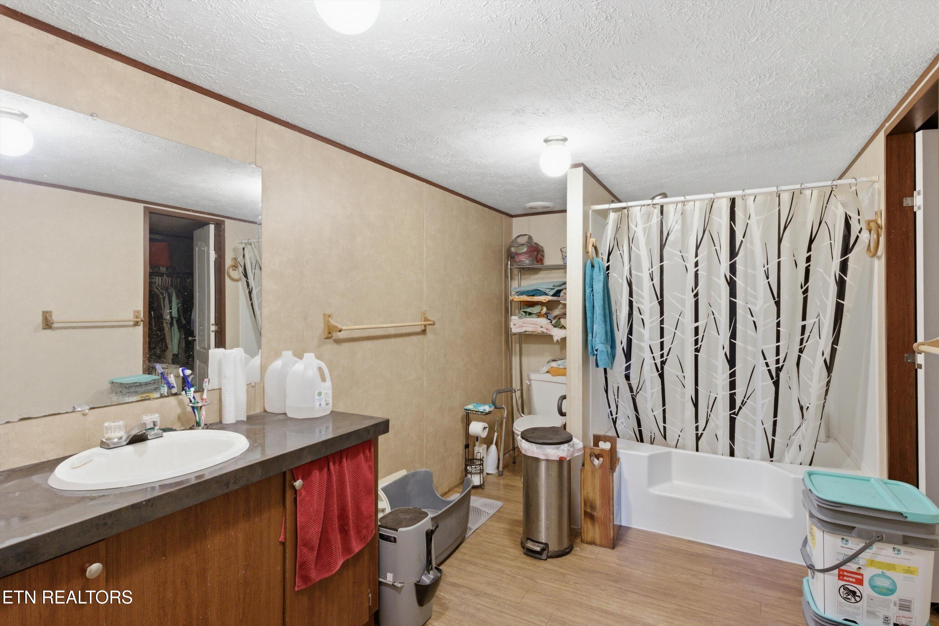 2124 Rainwater Road Dandridge TN 37725