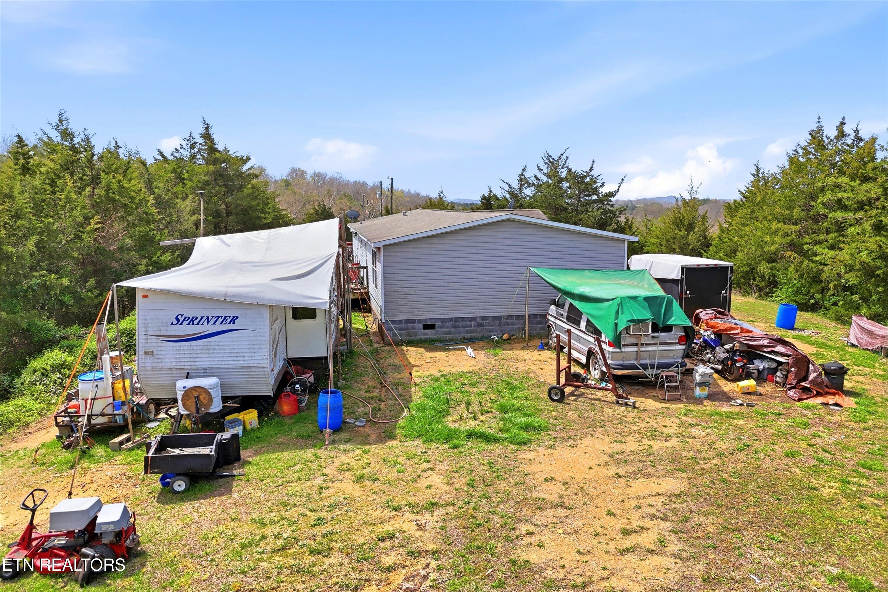 2124 Rainwater Road Dandridge TN 37725