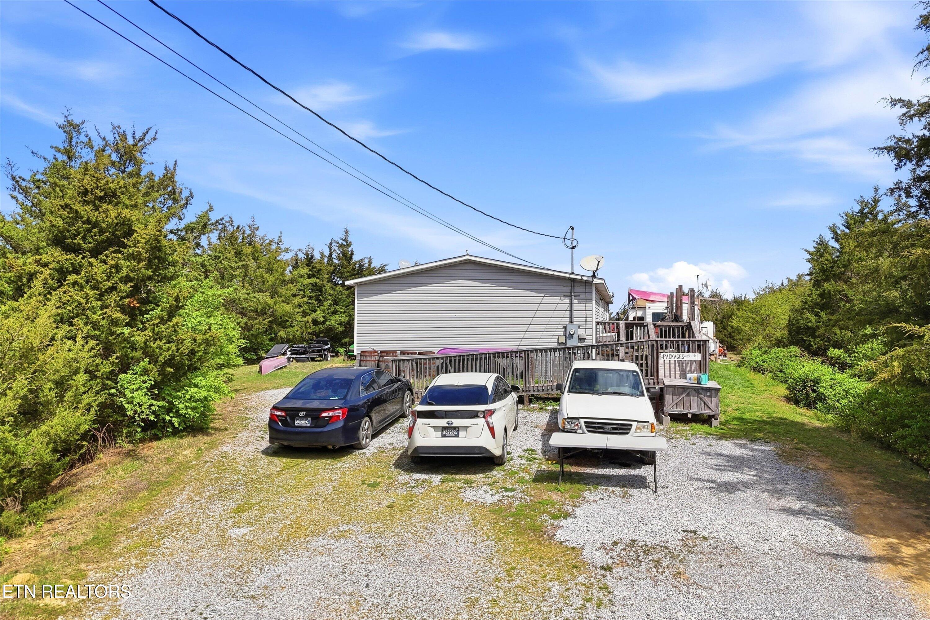 2124 Rainwater Road Dandridge TN 37725