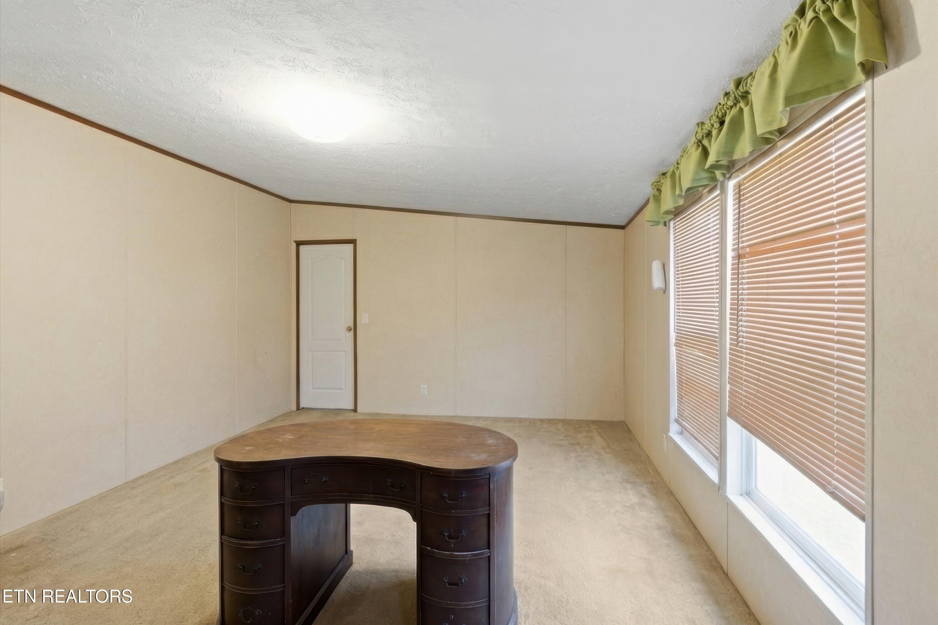 2124 Rainwater Road Dandridge TN 37725