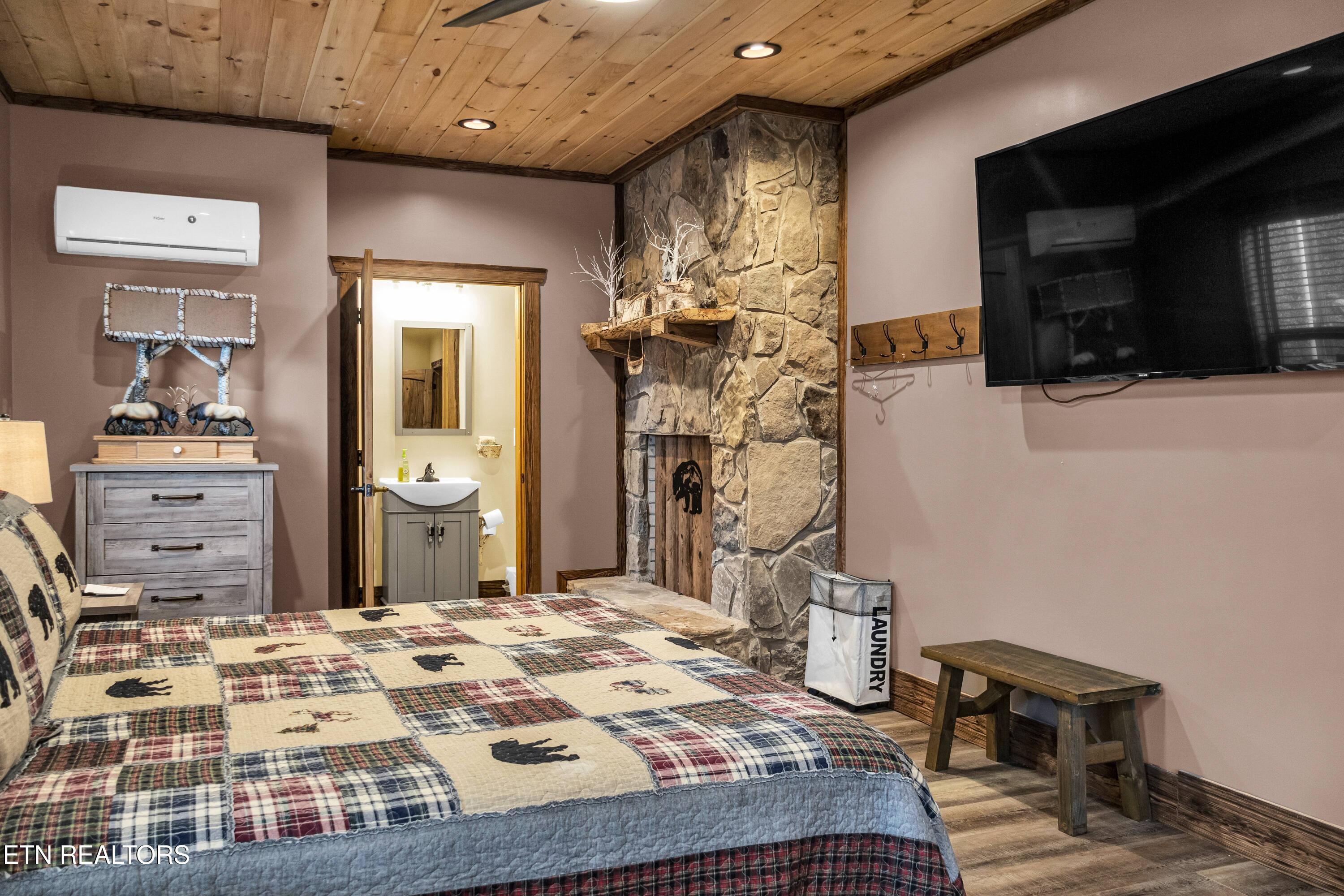 173 Rafter Road Tellico Plains TN 37385