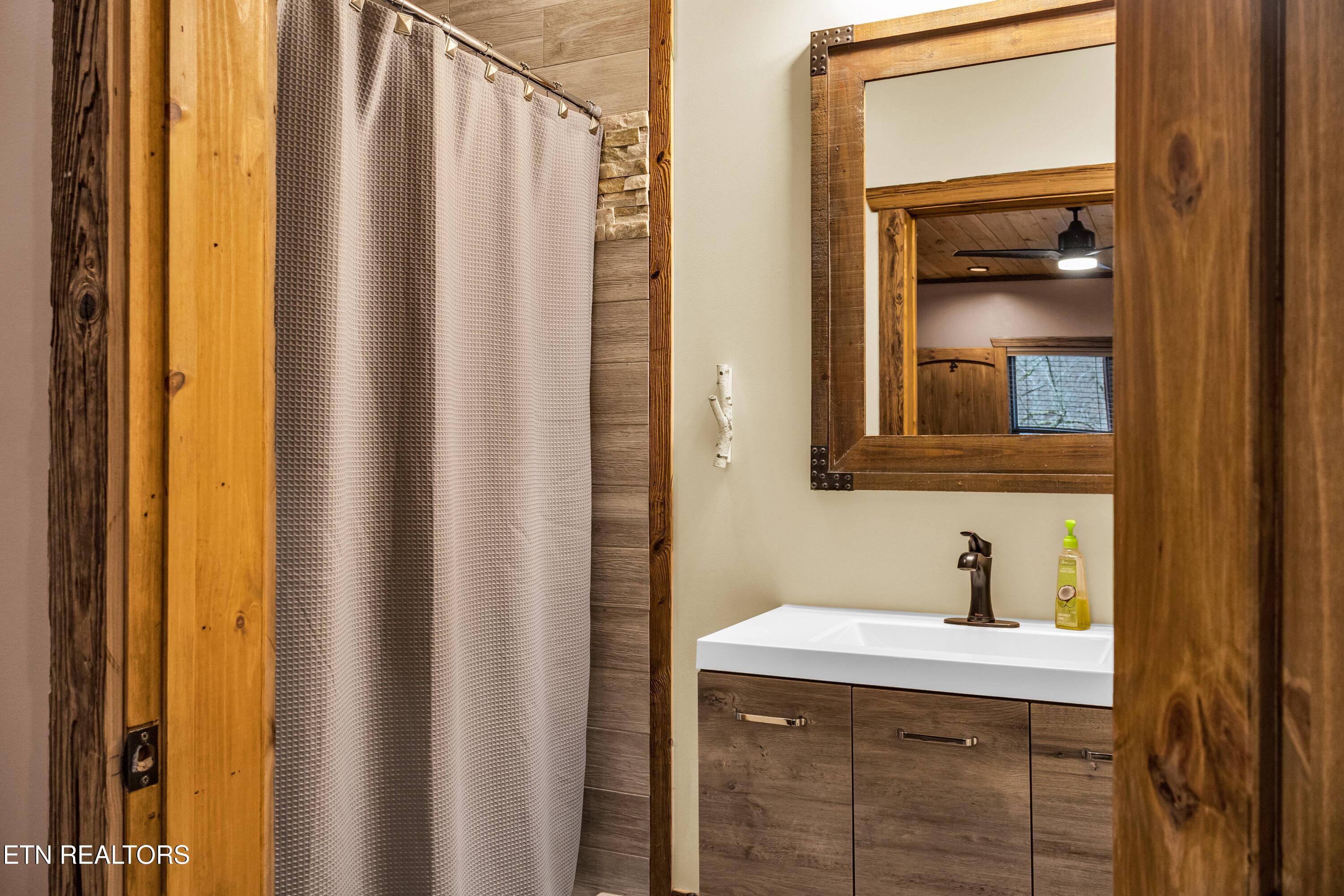 173 Rafter Road Tellico Plains TN 37385