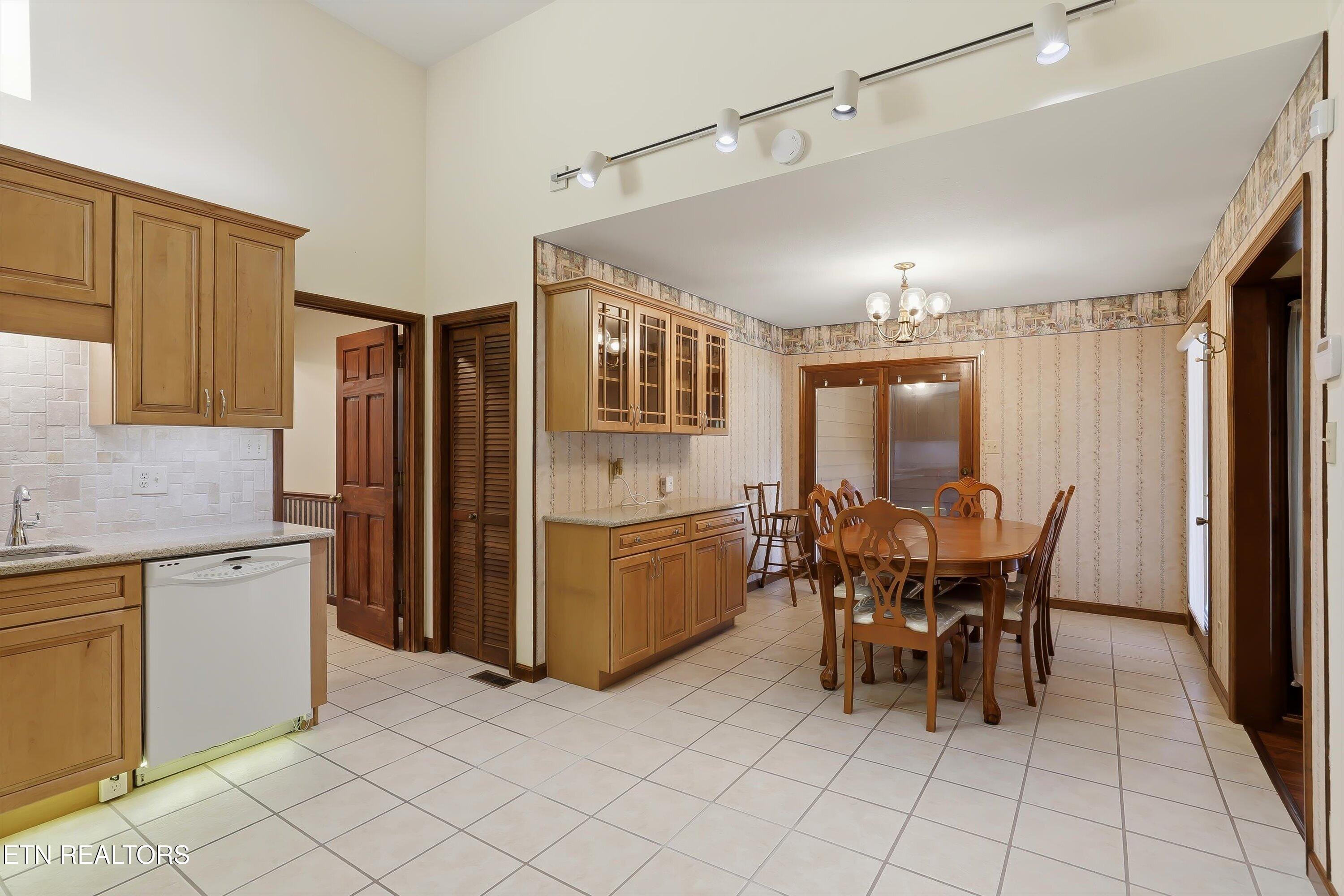 802 Oxford Hills Drive Maryville TN 37803
