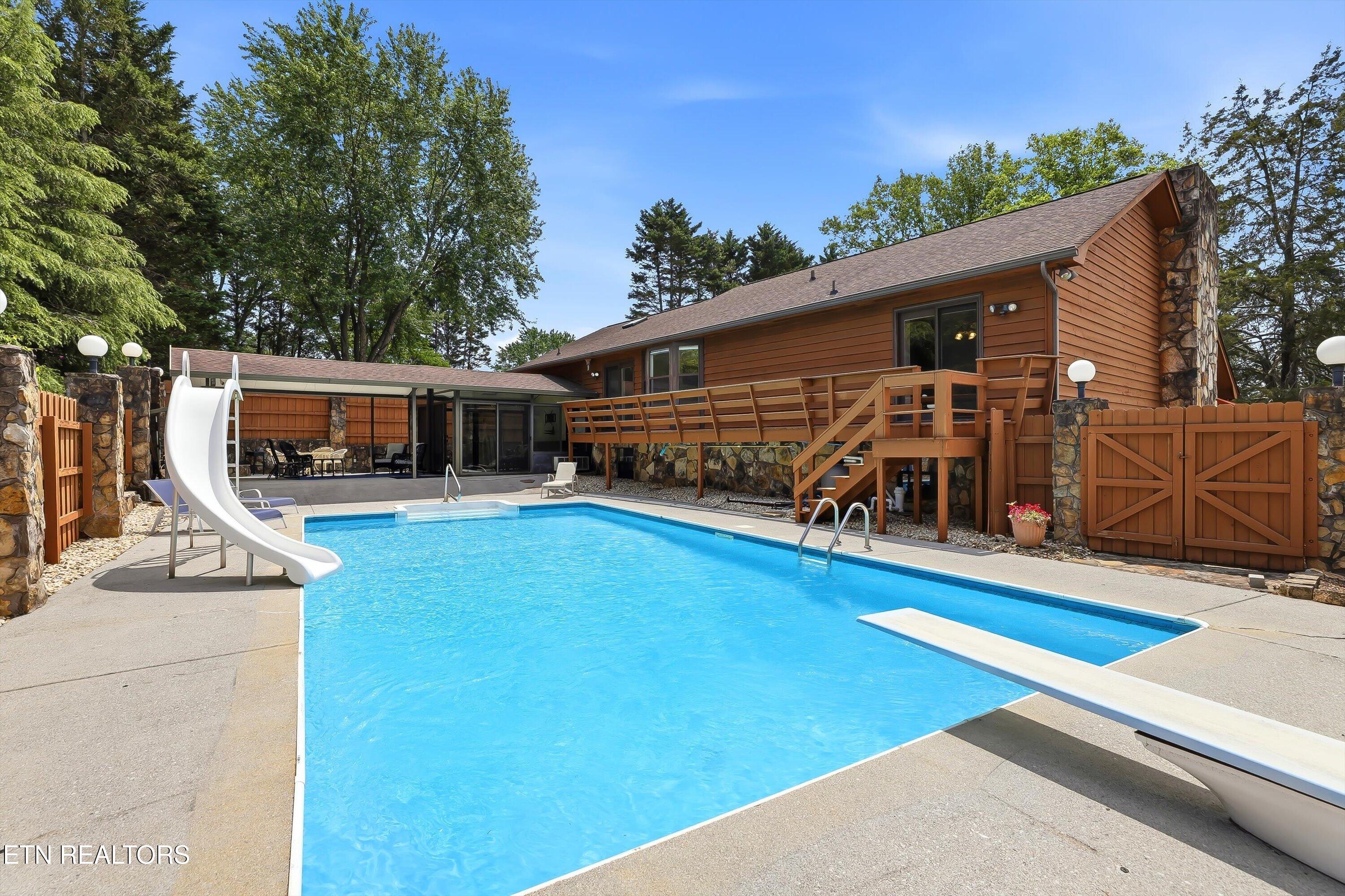 802 Oxford Hills Drive Maryville TN 37803