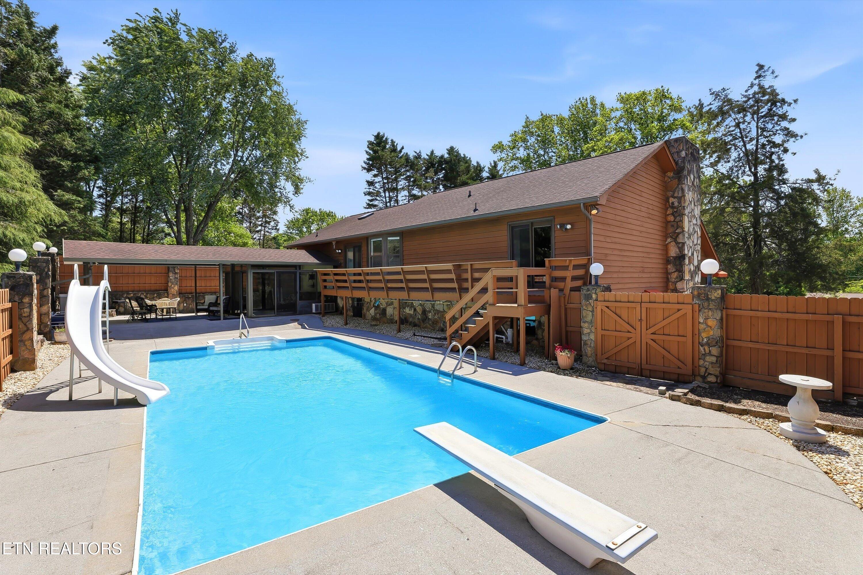 802 Oxford Hills Drive Maryville TN 37803