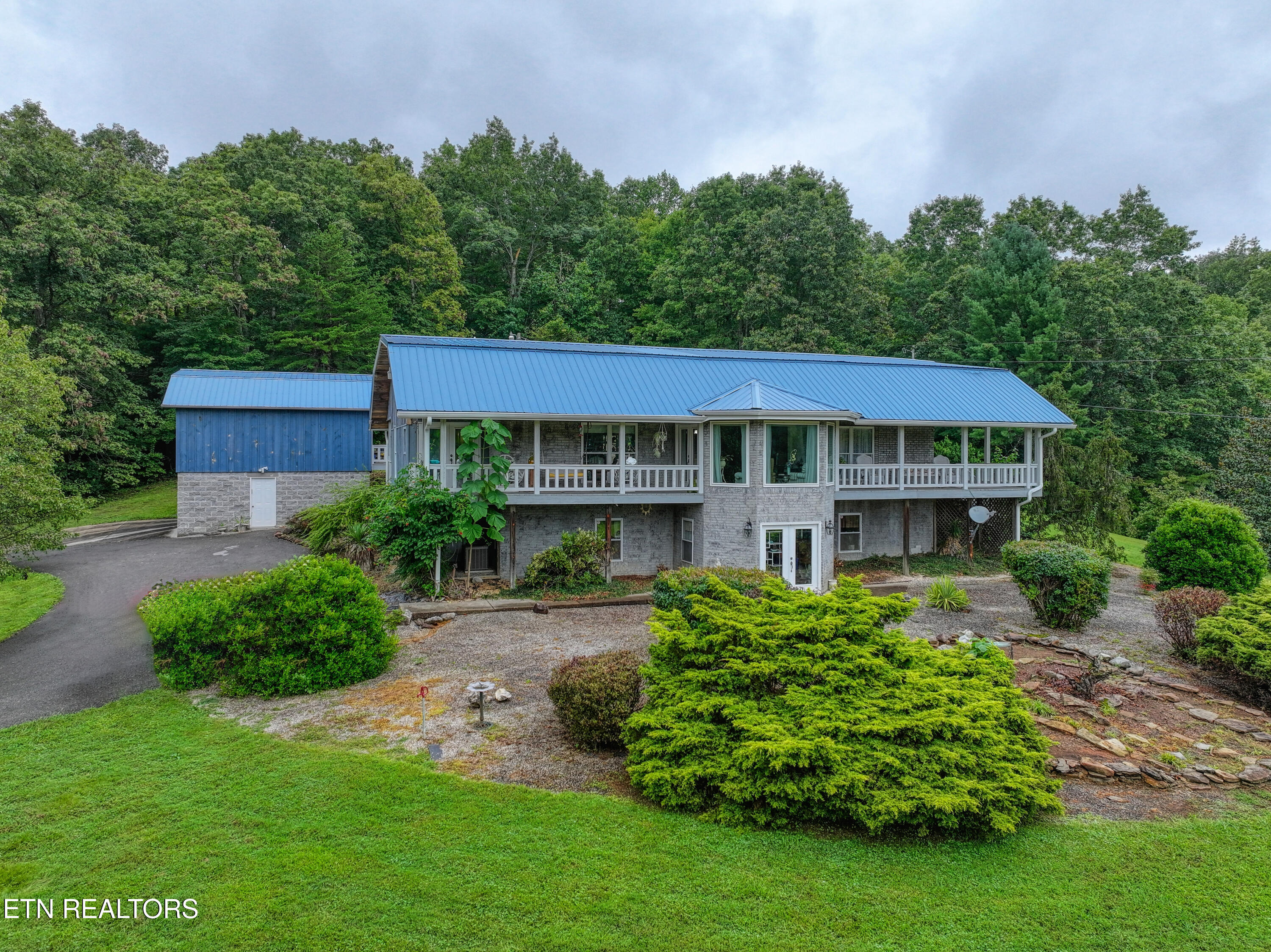 9161 Buffalo Road Oneida TN 37841