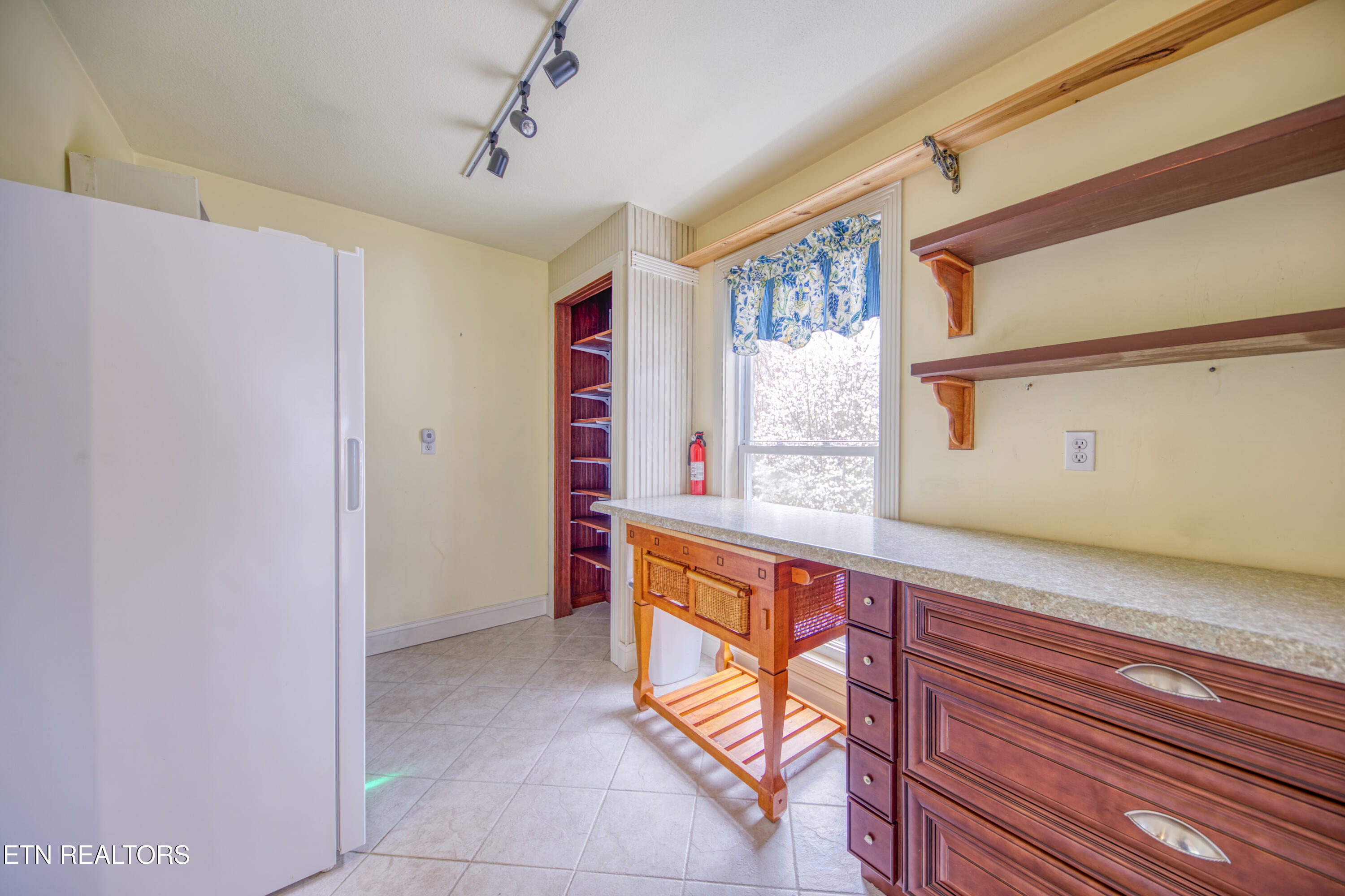 9161 Buffalo Road Oneida TN 37841