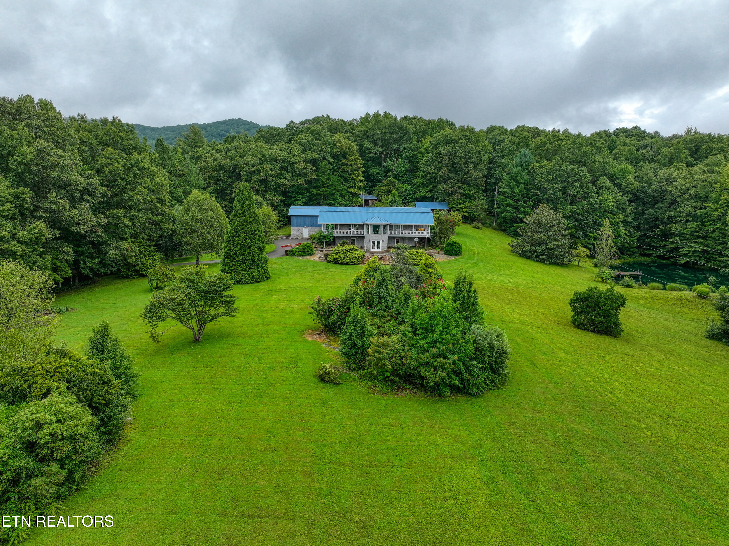 9161 Buffalo Road Oneida TN 37841