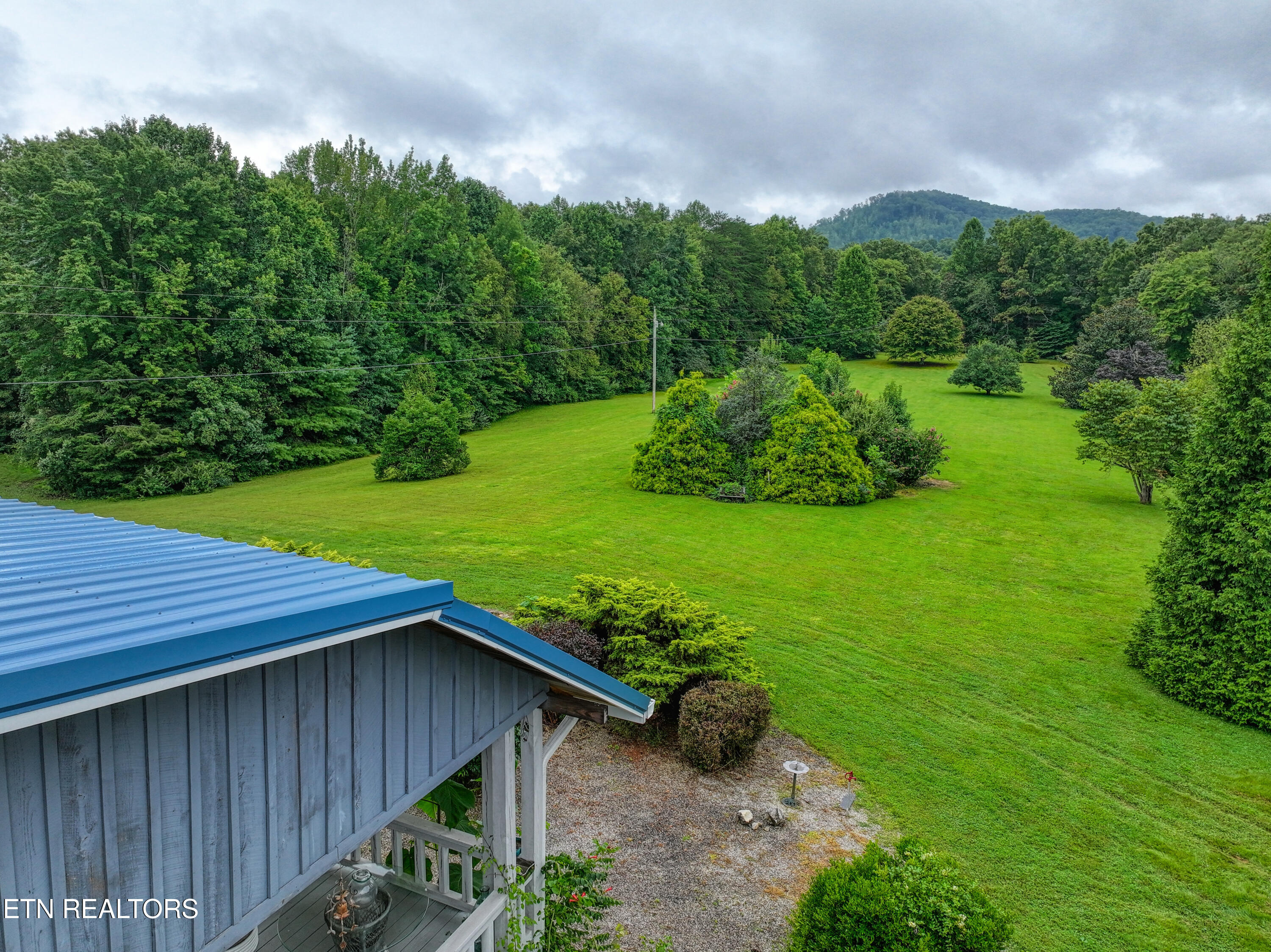 9161 Buffalo Road Oneida TN 37841