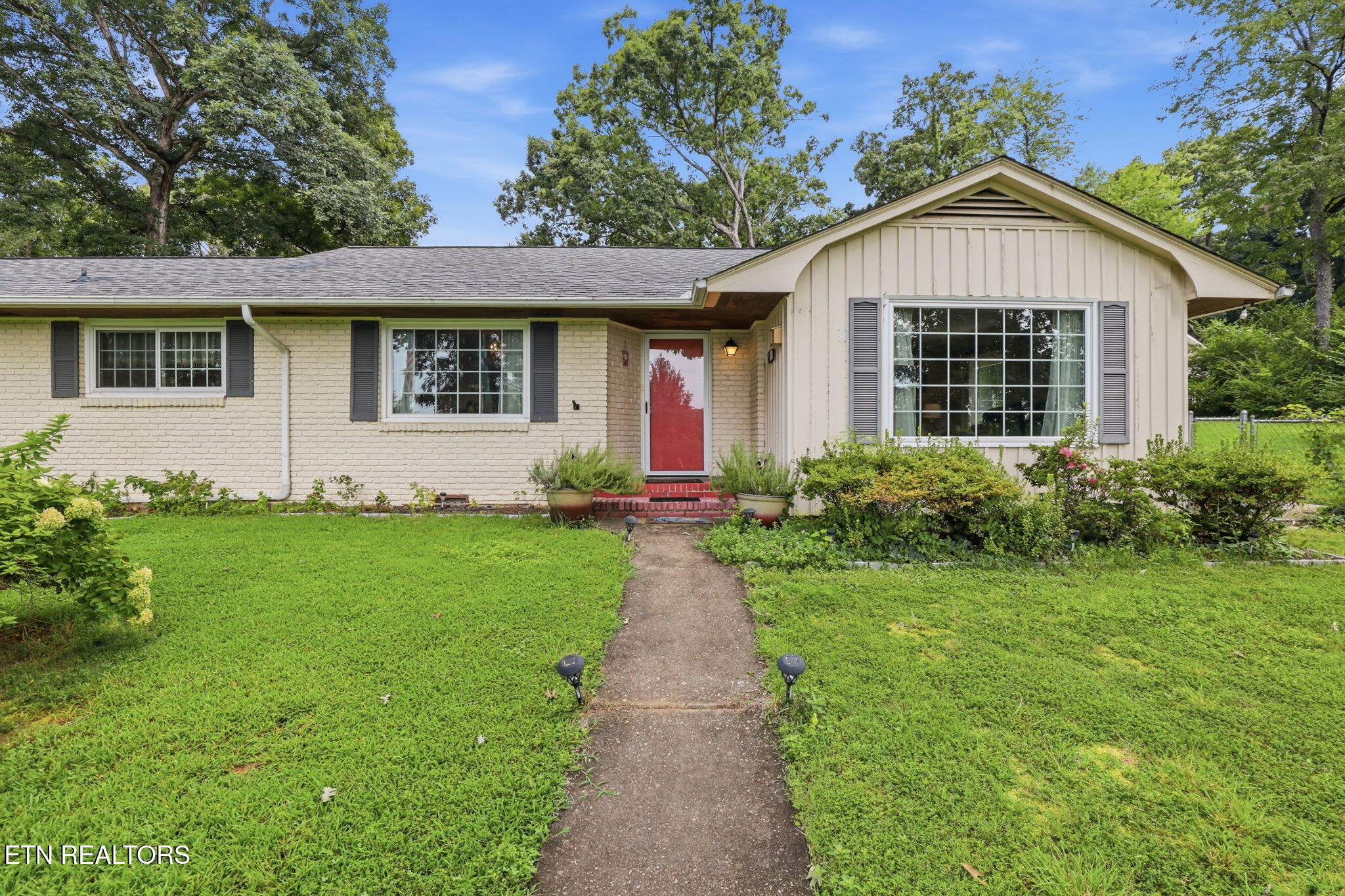 11141 Sonja Drive Knoxville TN 37934