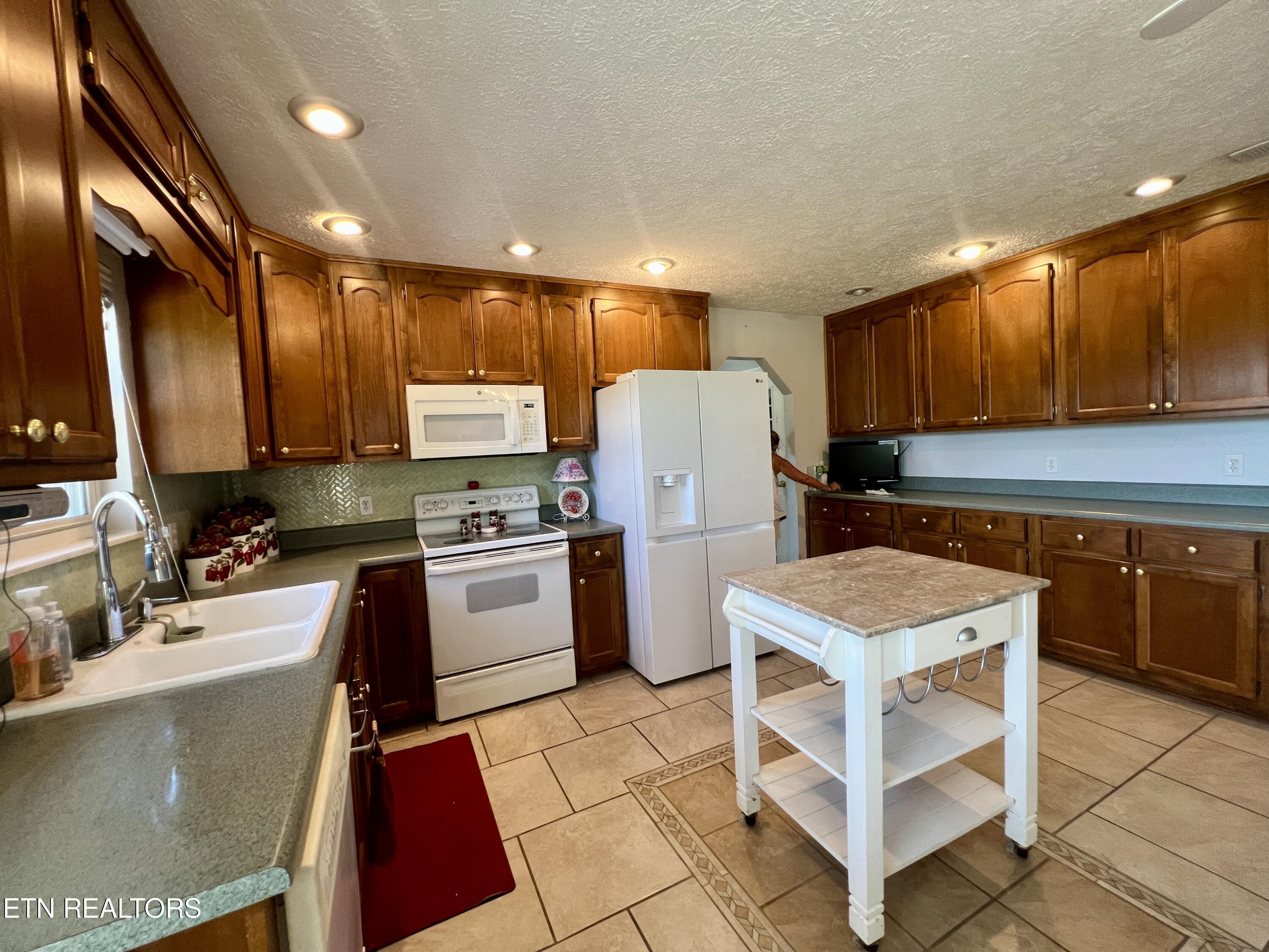 2526 Goingback Circle Sevierville TN 37876