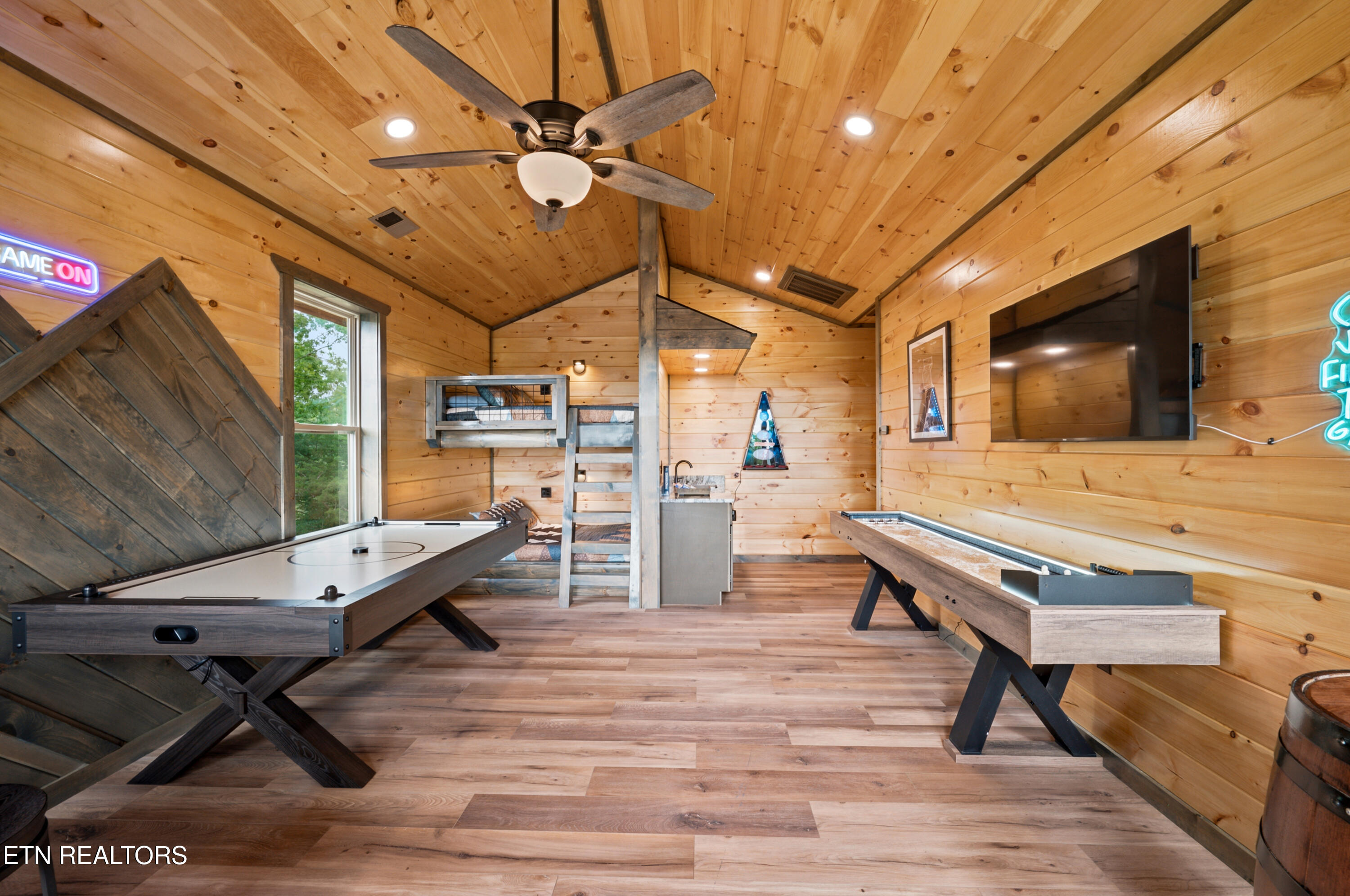 640 Sunrise Boulevard Sevierville TN 37862
