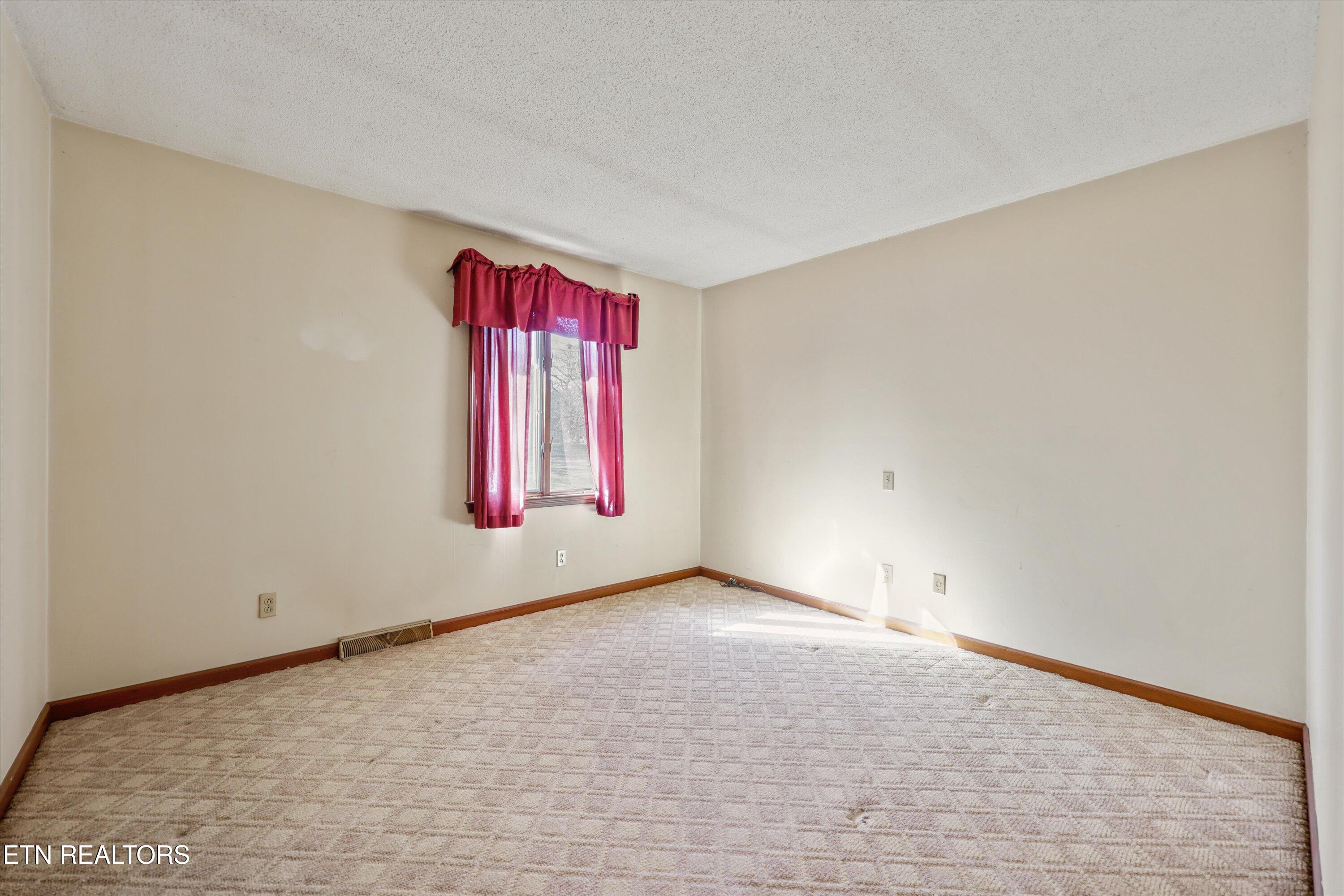 206 Alfred Mccammon Road Maryville TN 37804