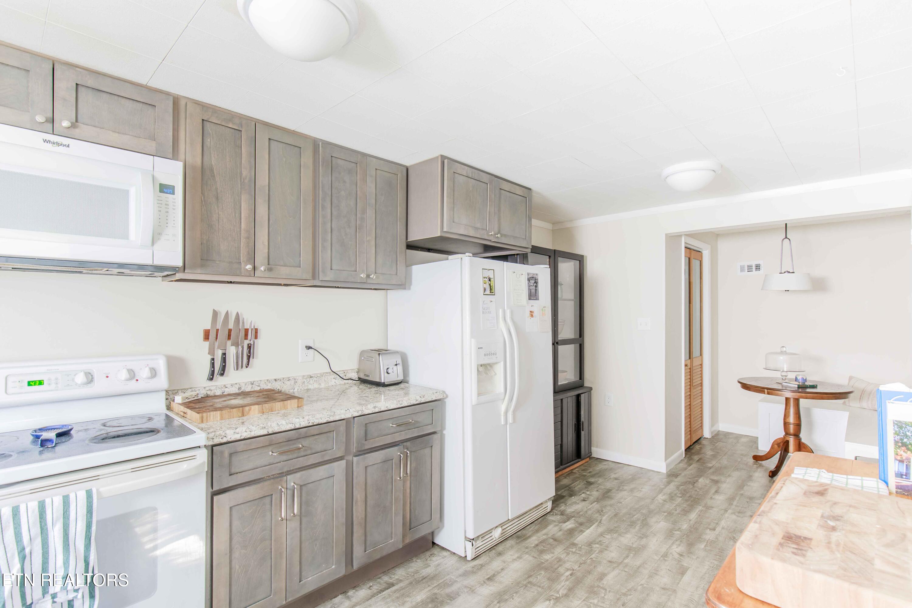208 E Caldwell Avenue Knoxville TN 37917