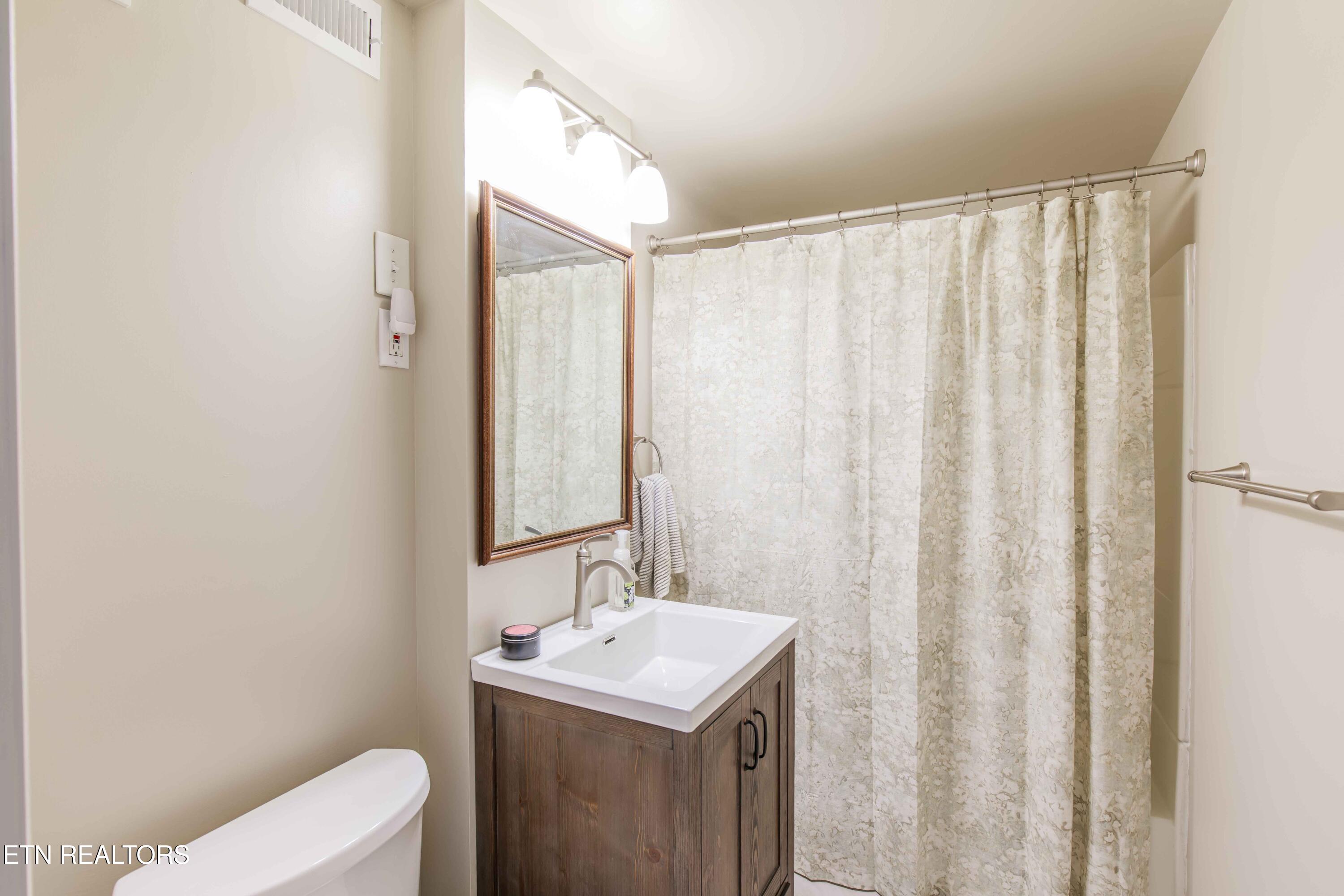 208 E Caldwell Avenue Knoxville TN 37917