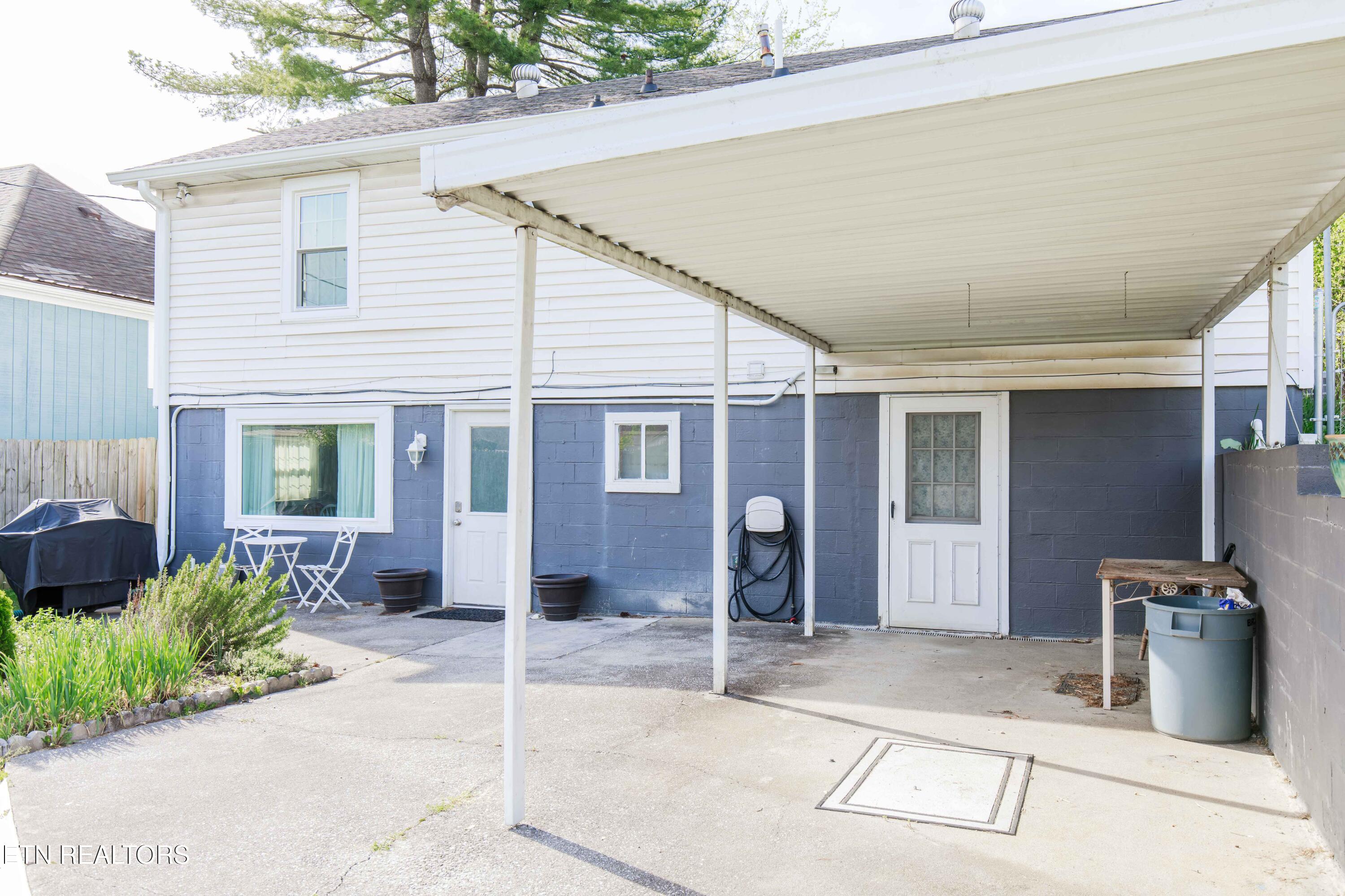 208 E Caldwell Avenue Knoxville TN 37917