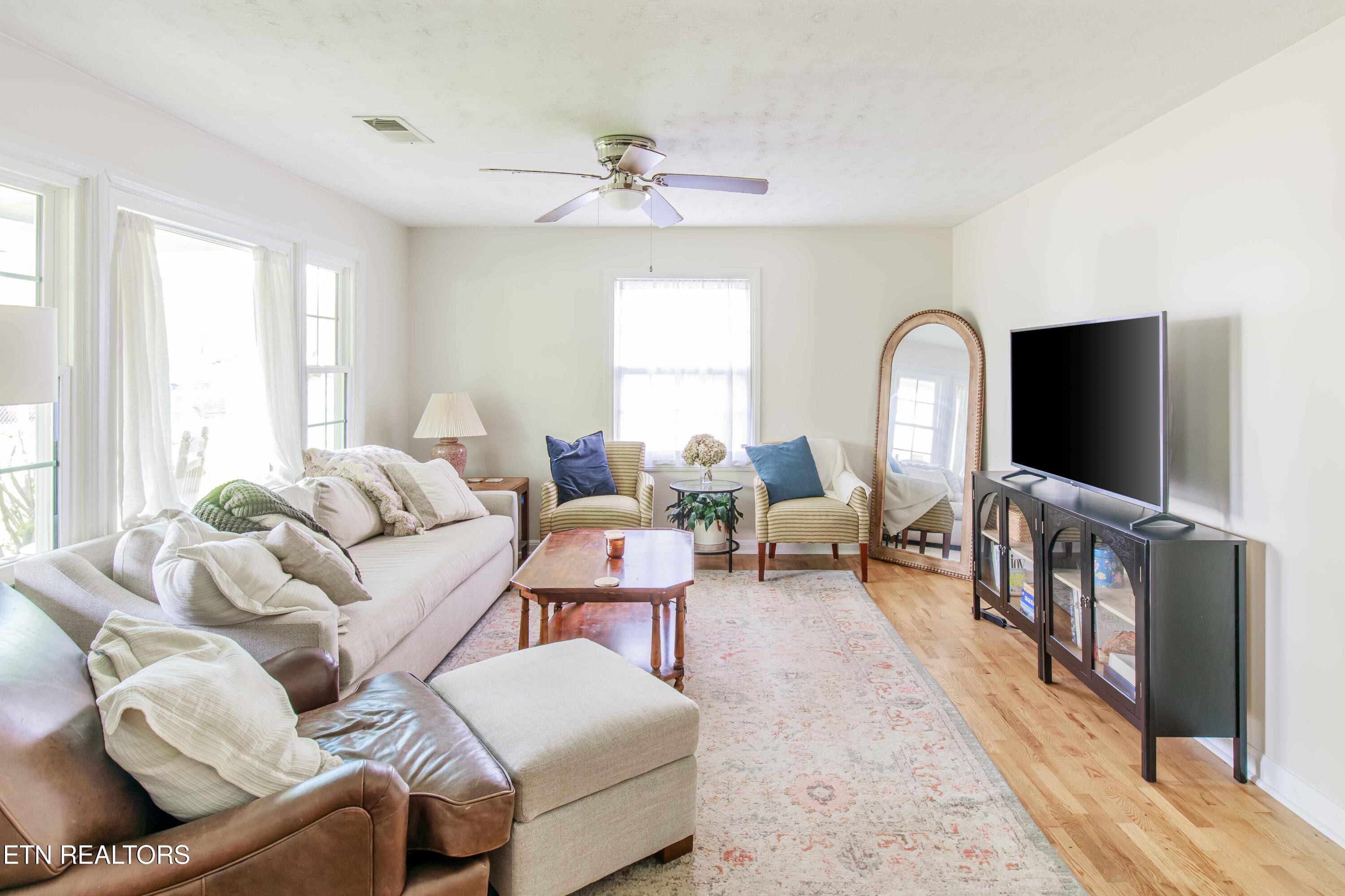 208 E Caldwell Avenue Knoxville TN 37917