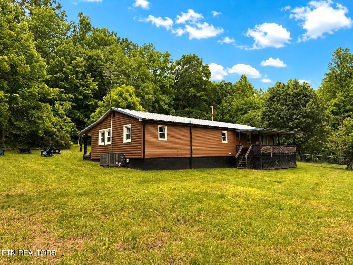 774 Tennessee 32 Cosby TN 37722