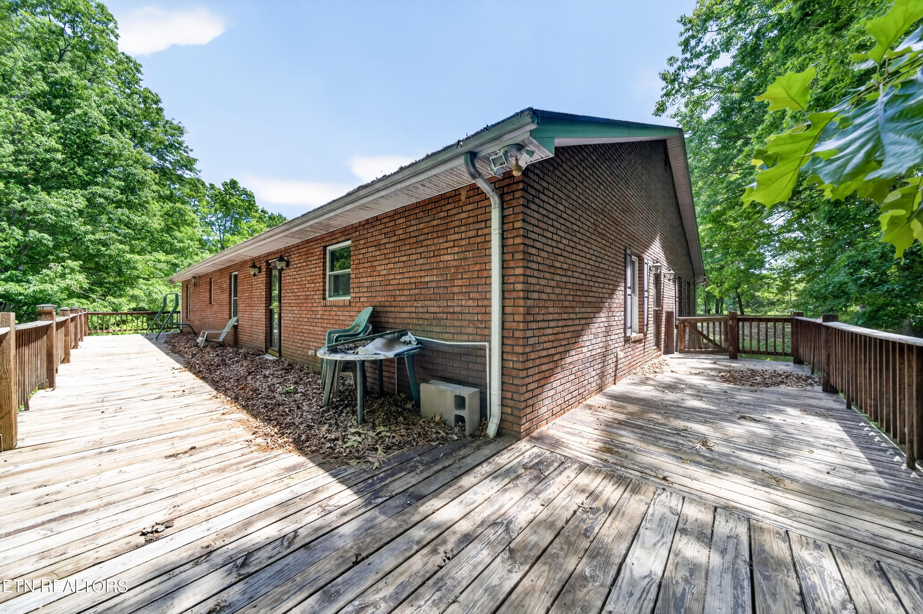1161 Charlie Doss Road Jamestown TN 38556