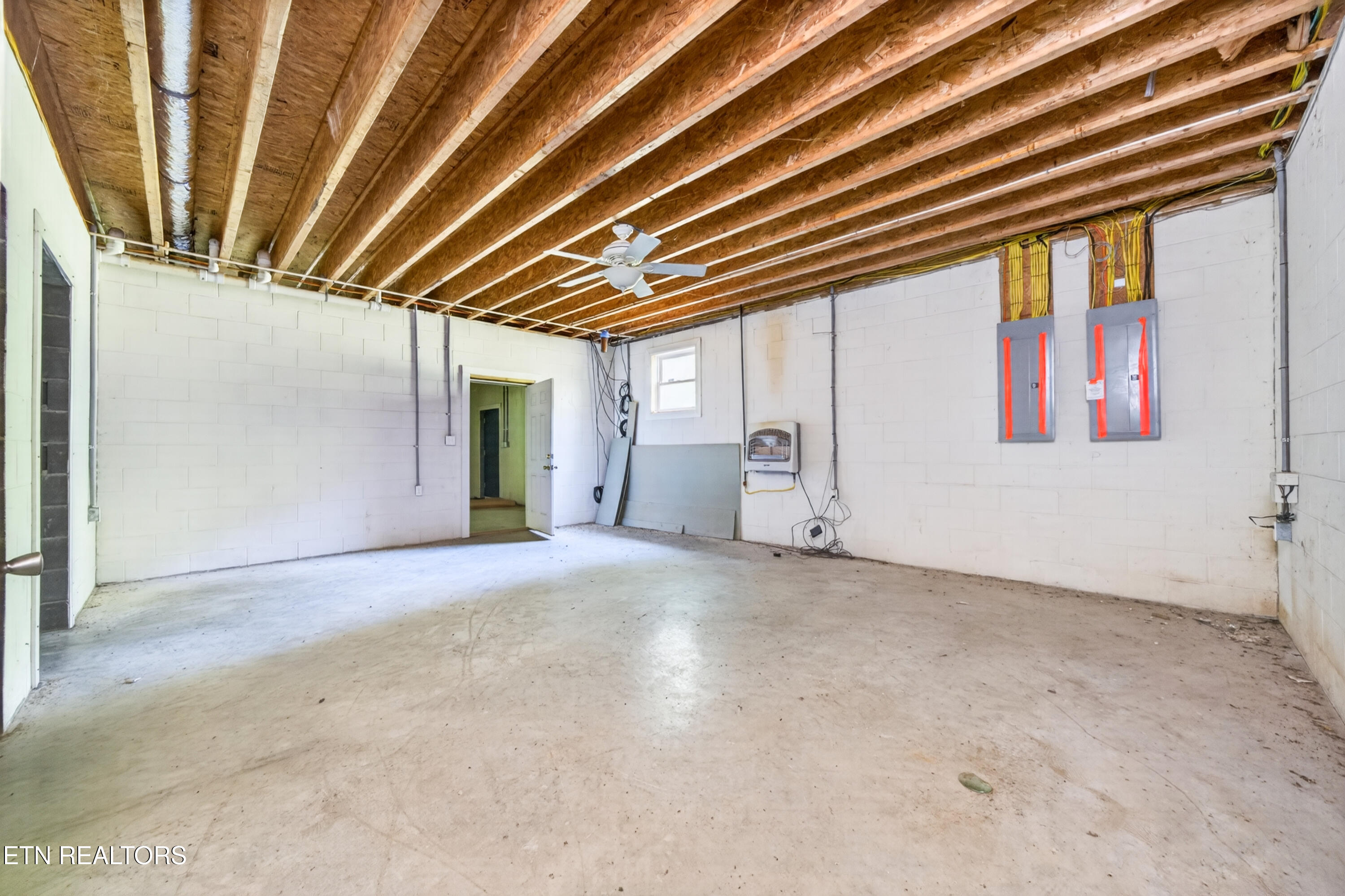 1161 Charlie Doss Road Jamestown TN 38556