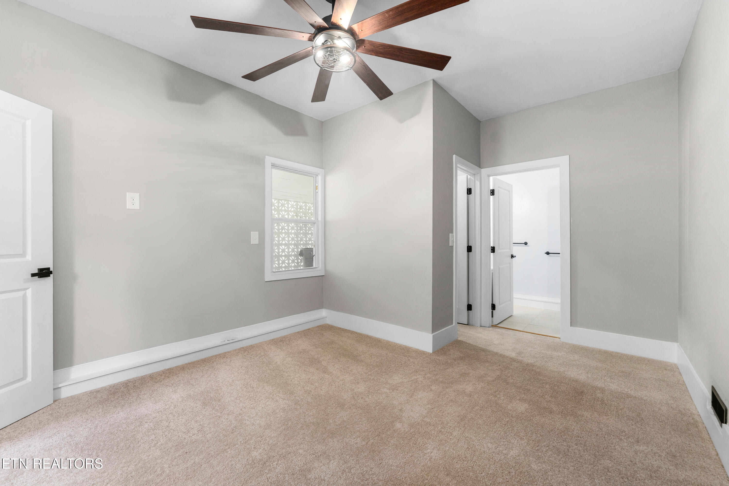 1703 Breda Drive Knoxville TN 37918