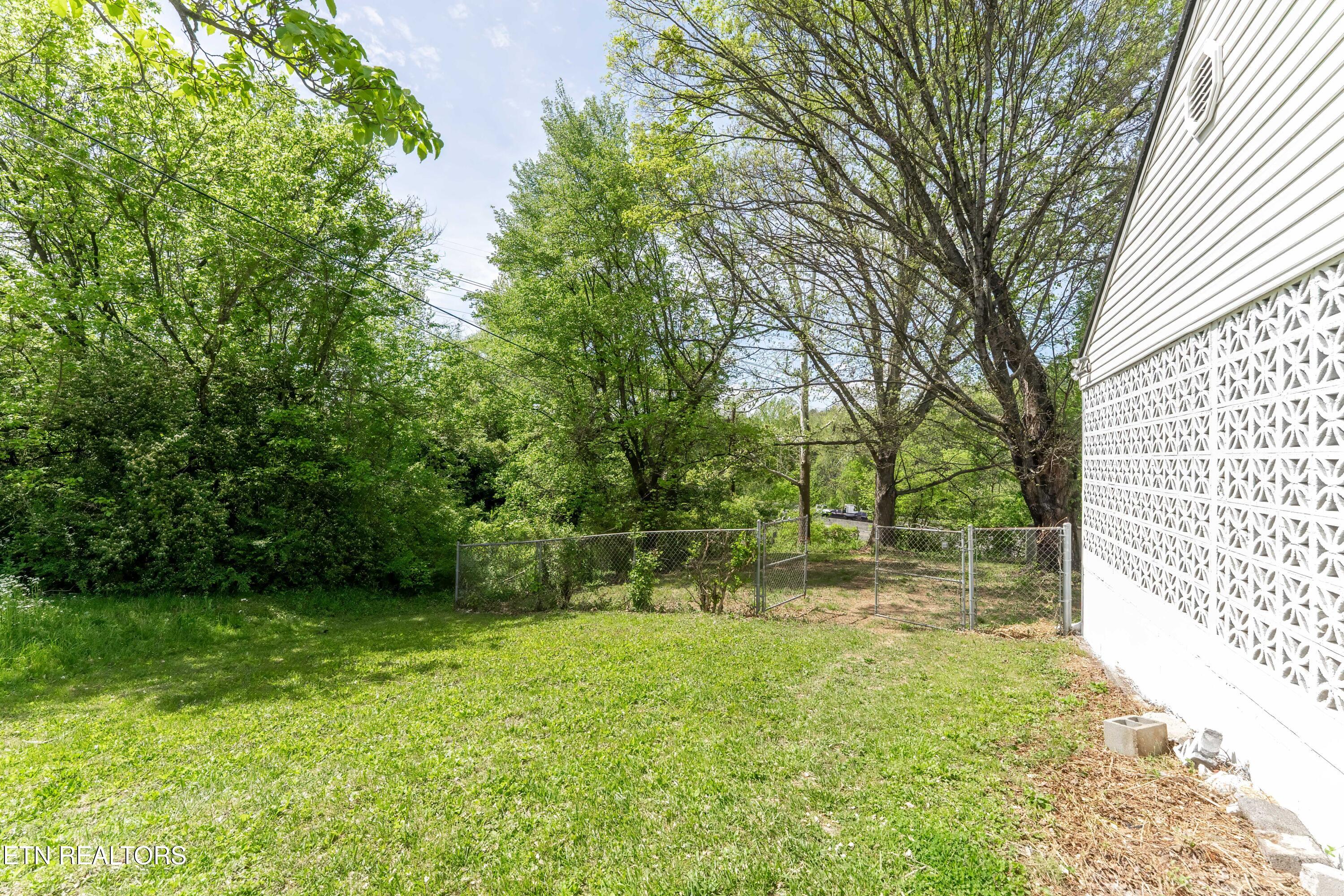1703 Breda Drive Knoxville TN 37918