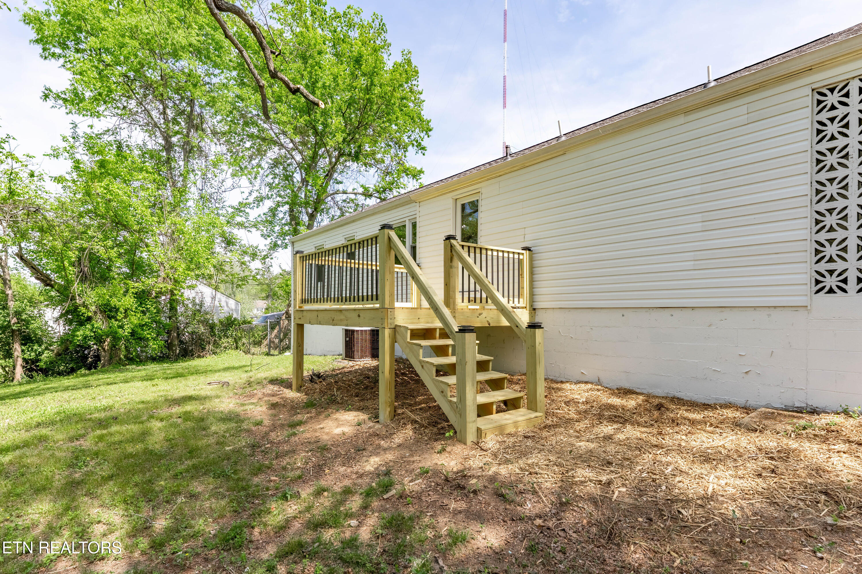 1703 Breda Drive Knoxville TN 37918