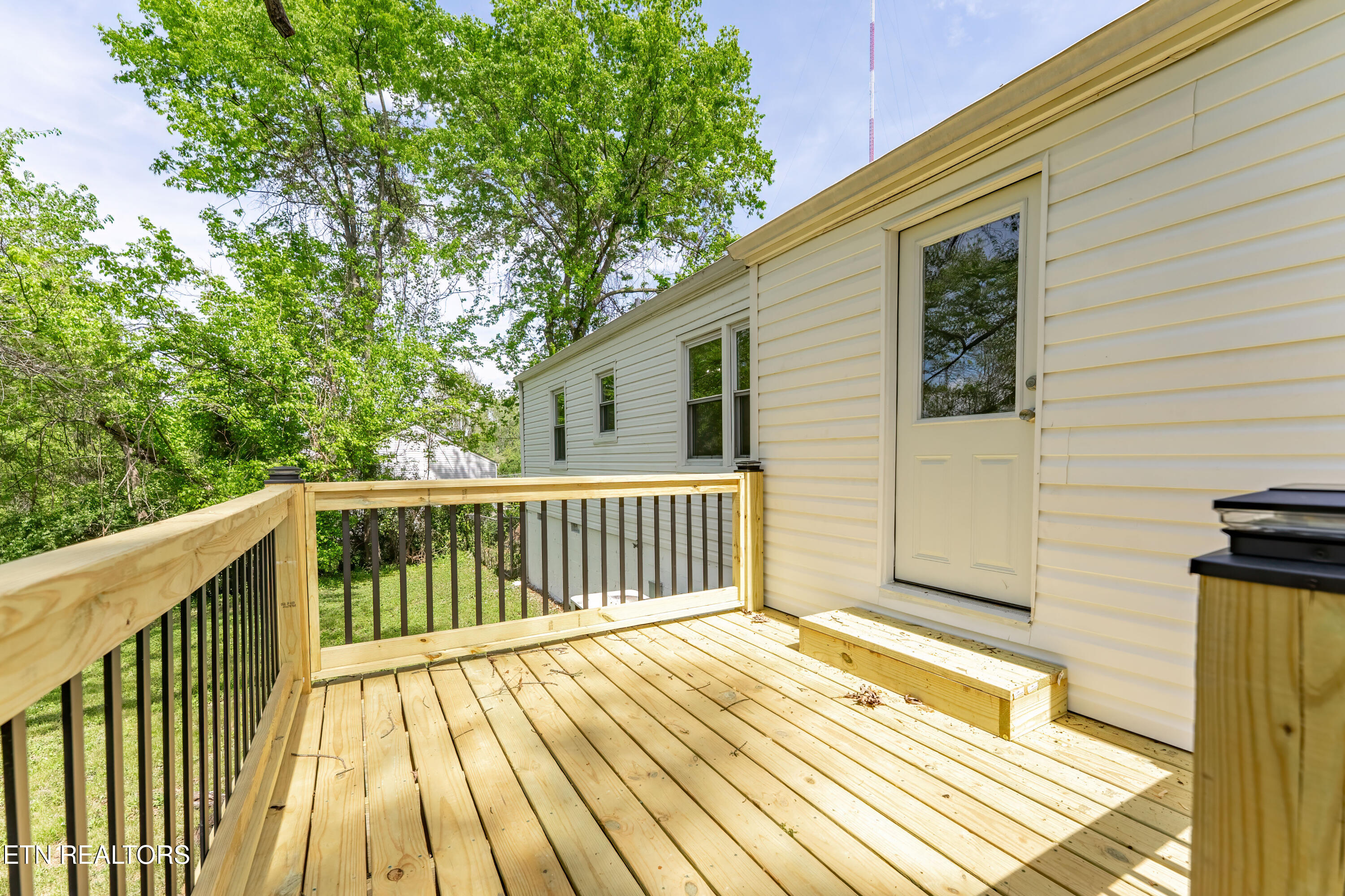 1703 Breda Drive Knoxville TN 37918