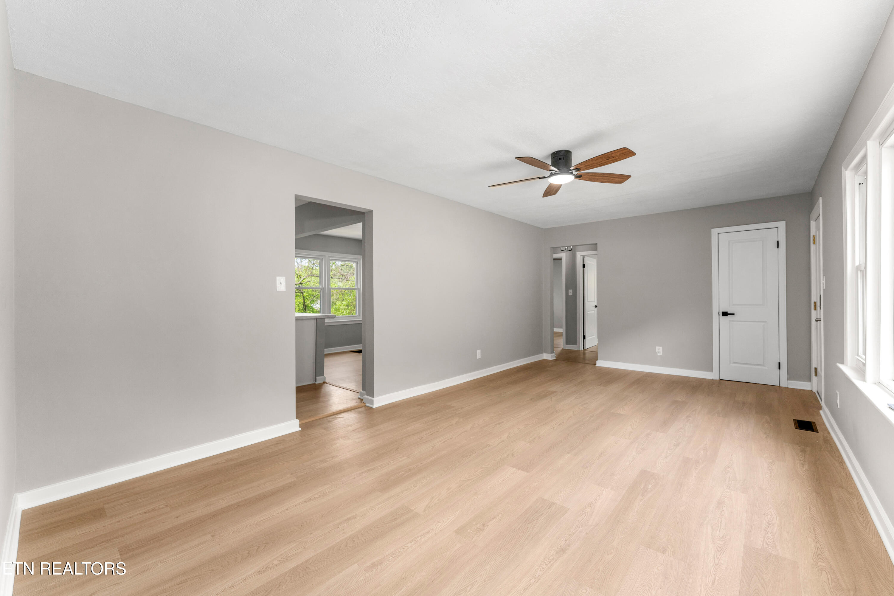 1703 Breda Drive Knoxville TN 37918