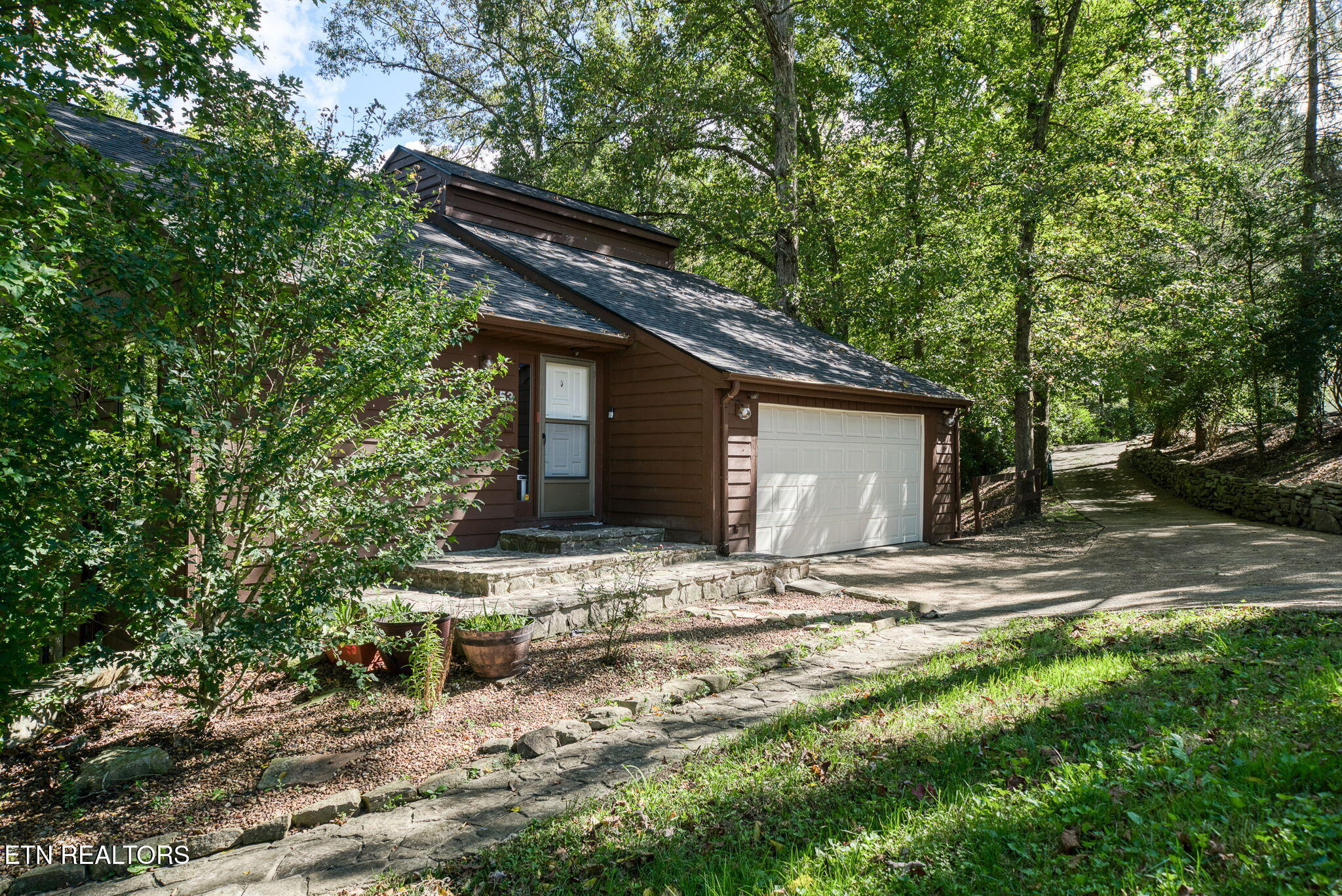 53 River Lane Crossville TN 38555