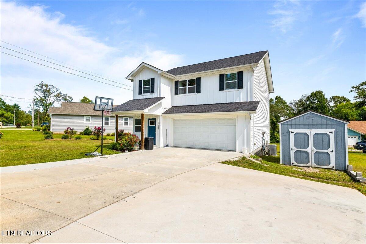 500 Stanley Street Oneida TN 37841