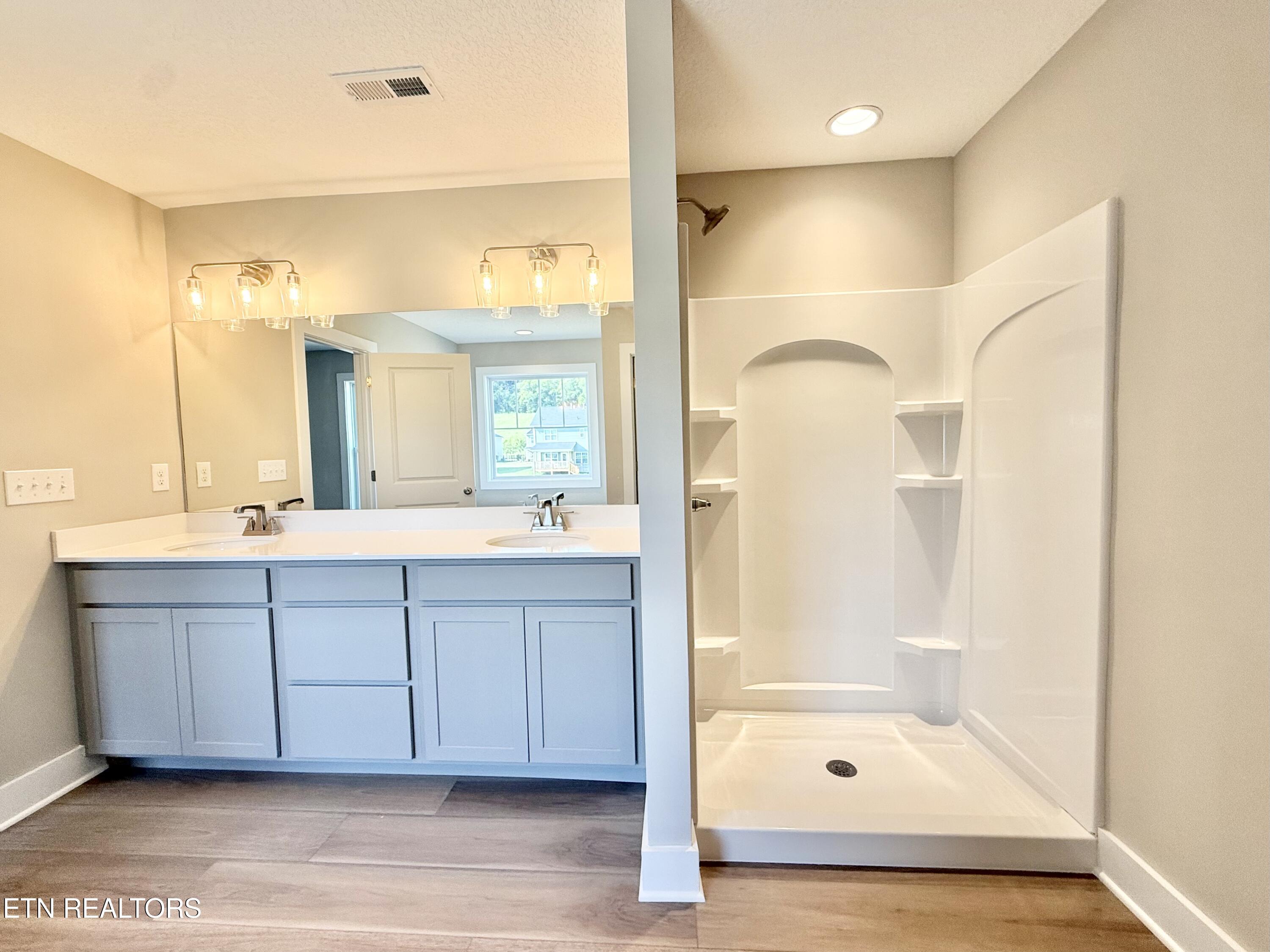 2329 Tributary Drive Sevierville TN 37876