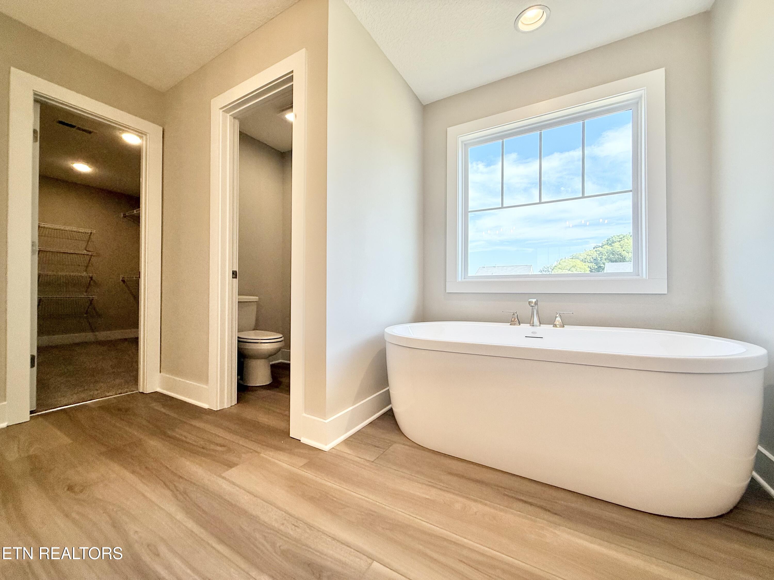 2329 Tributary Drive Sevierville TN 37876